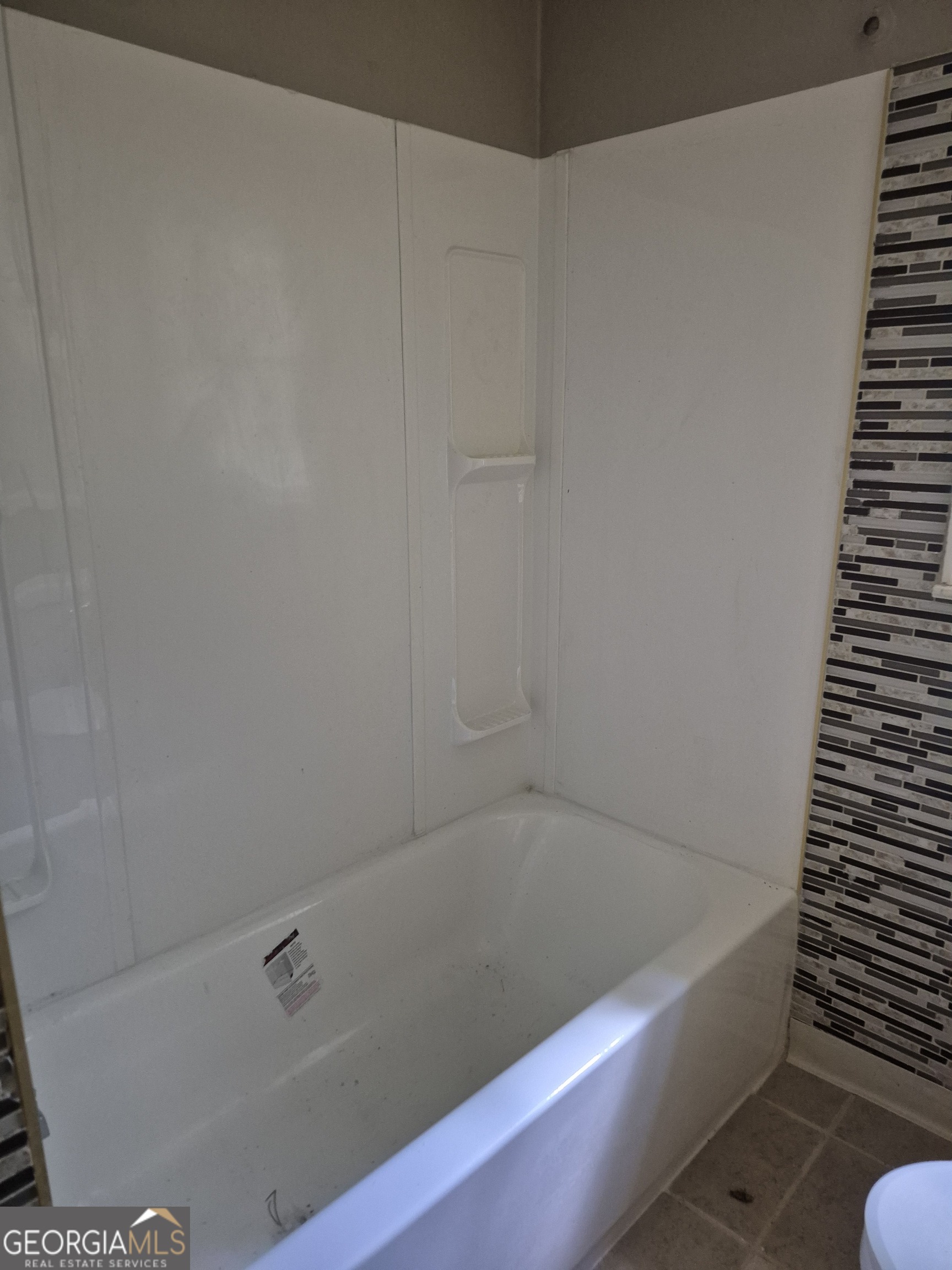 4 Lambert Drive Property Photo 11
