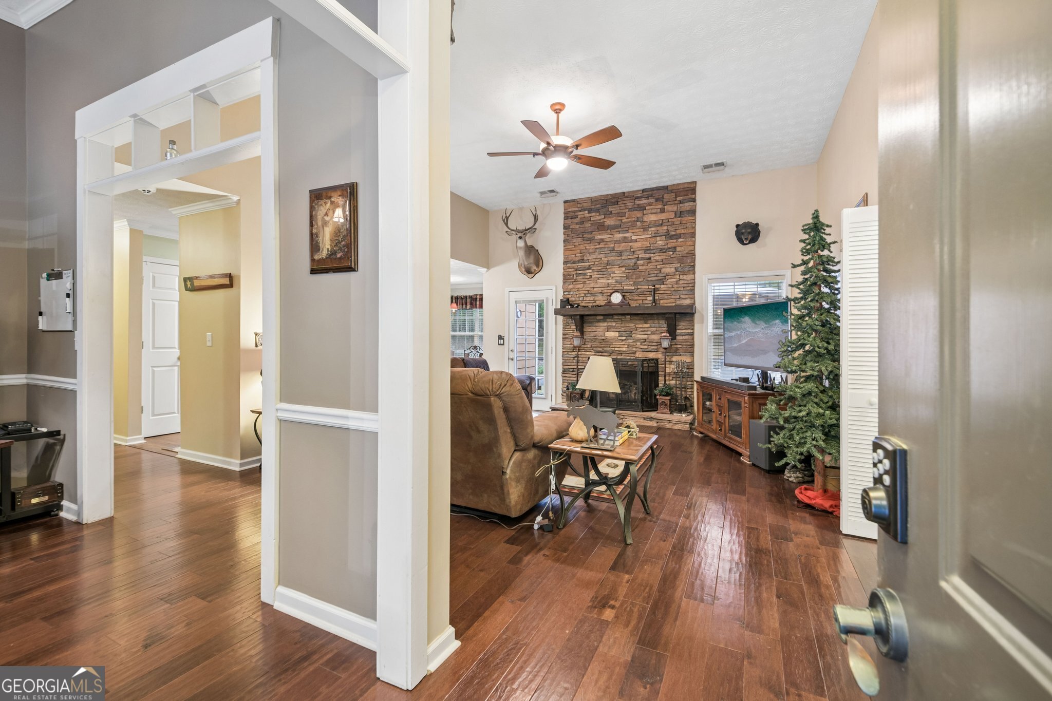 105 Flowers Drive Property Photo 4
