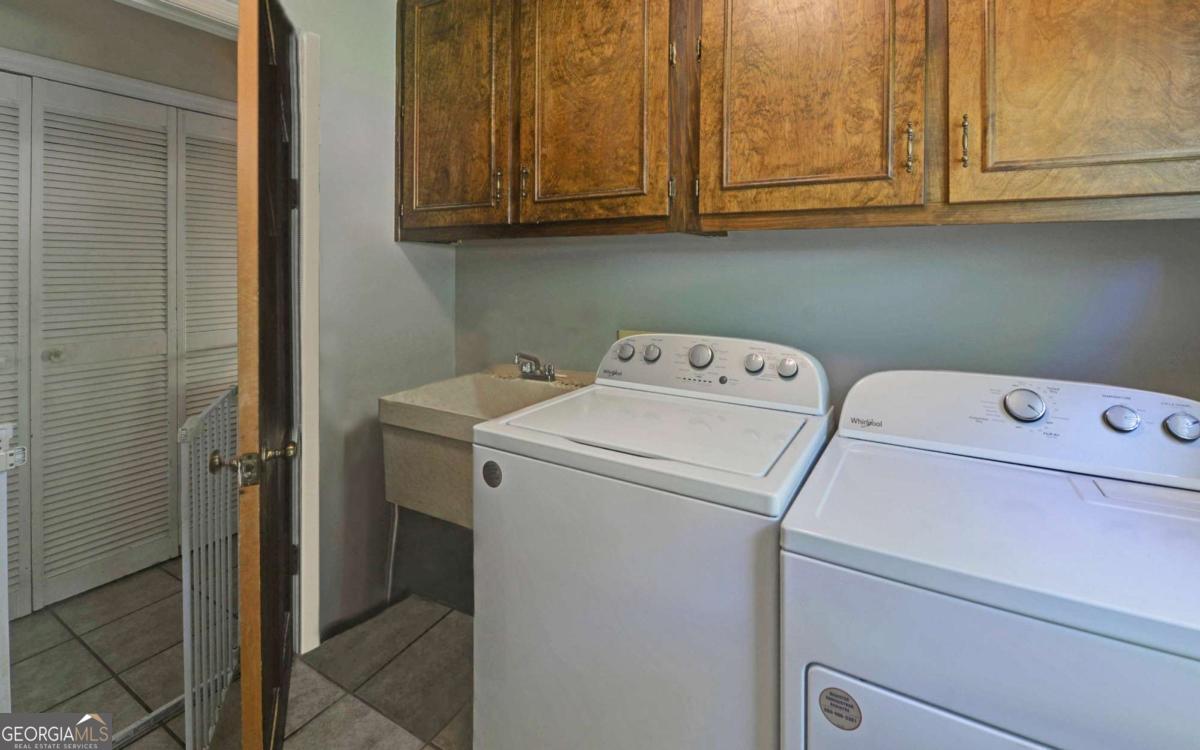 3341 Edgewood Circle Property Photo 23