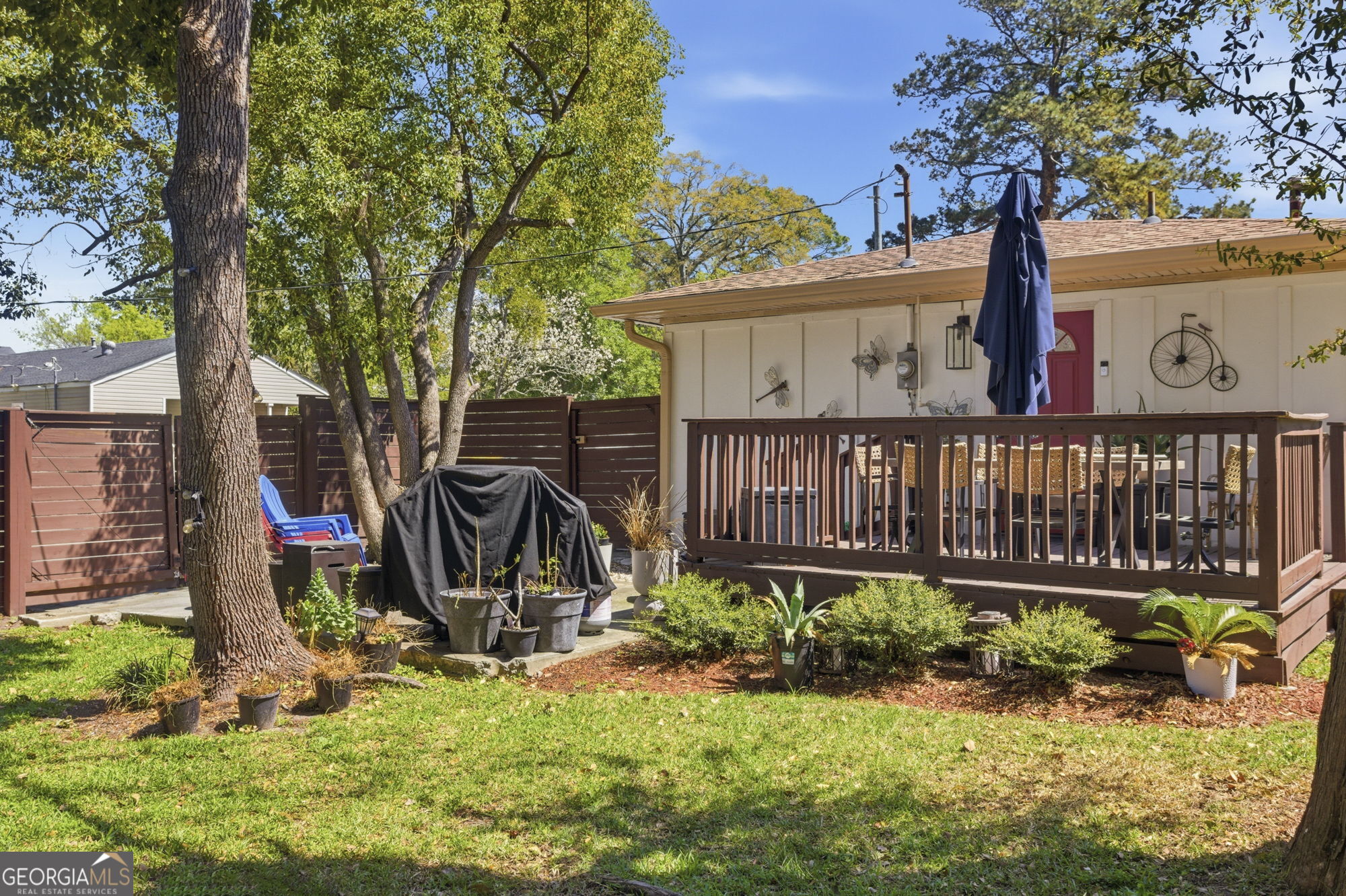 521 Atkinson Avenue Property Photo 25