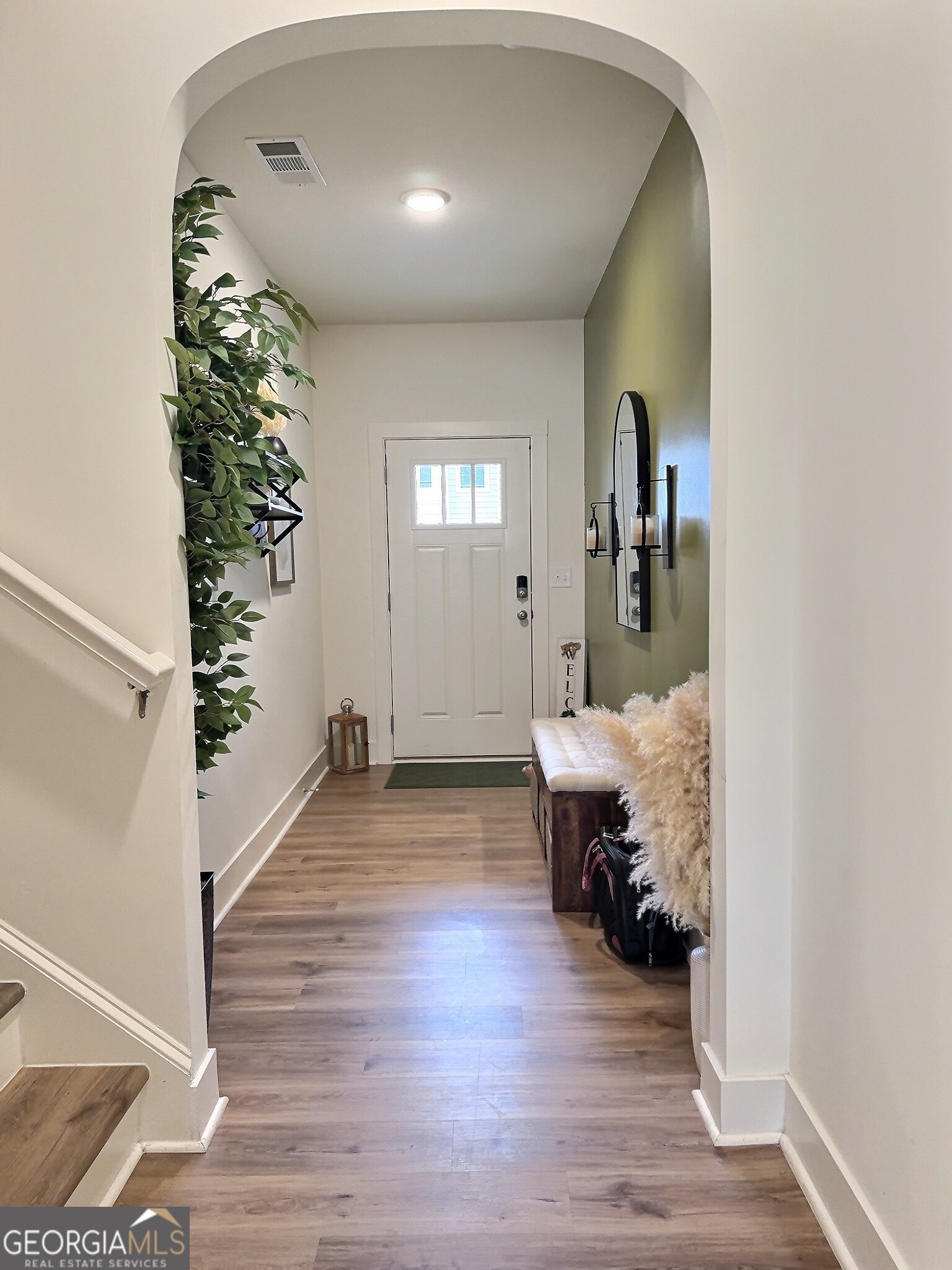 7622 Avalon Boulevard Property Photo 2