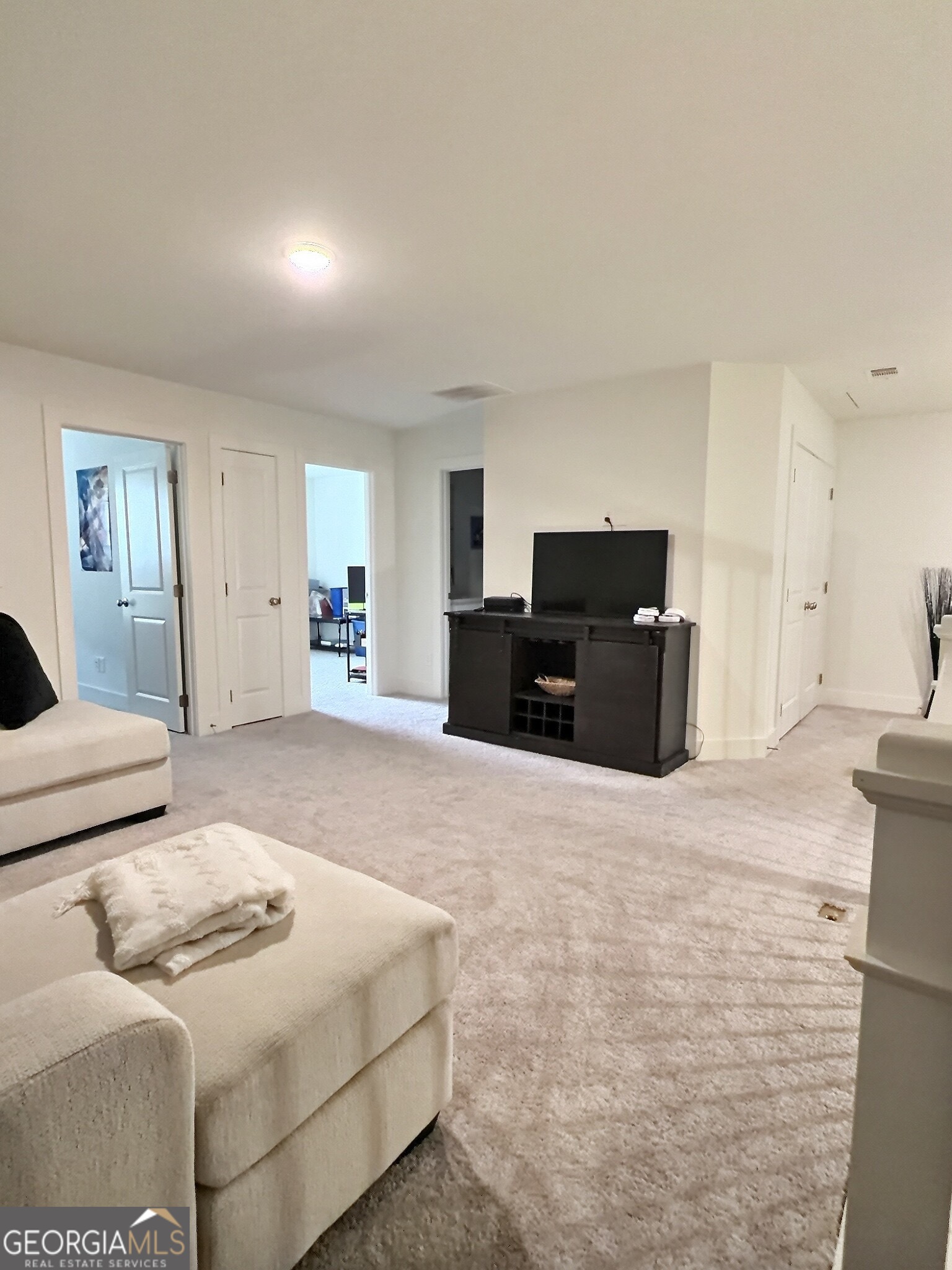 7622 Avalon Boulevard Property Photo 7