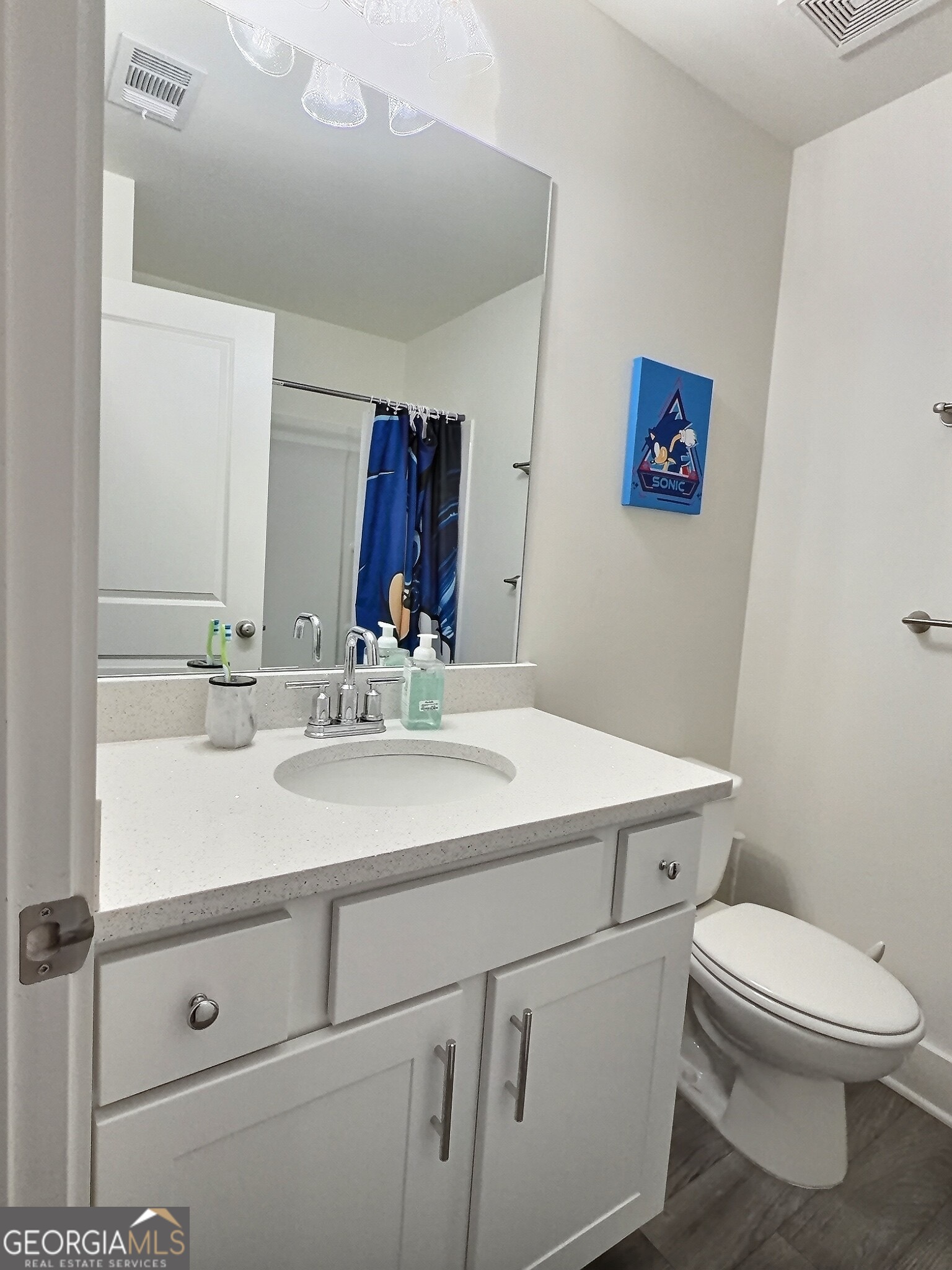 7622 Avalon Boulevard Property Photo 8