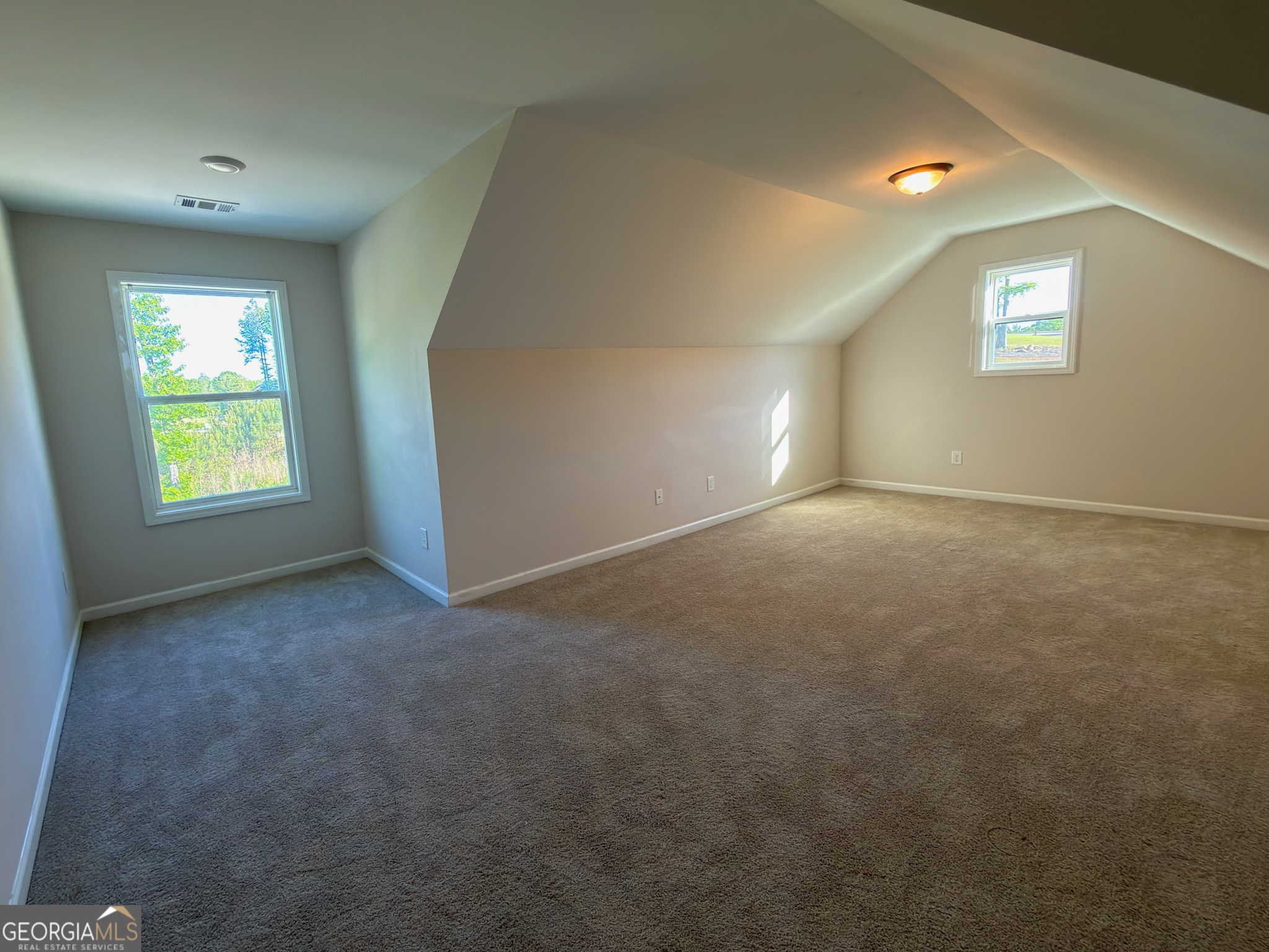 14 Shadybrook Path Property Photo 15
