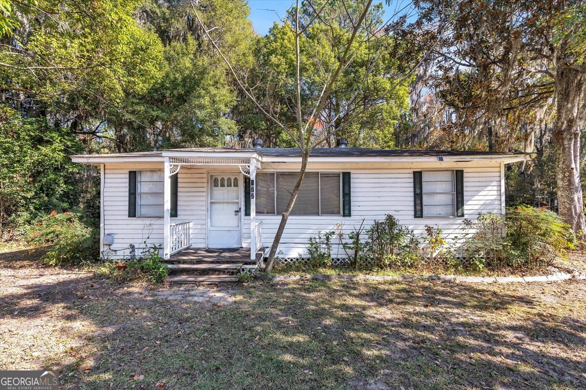 177 Winoca Drive Property Photo 1