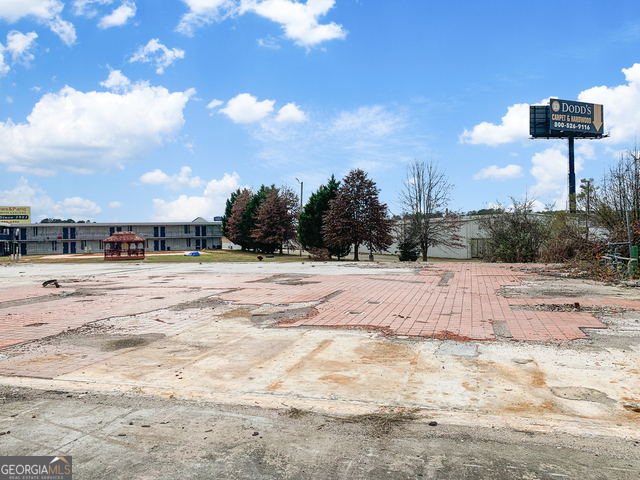 915 Highway 53 Se Property Photo 4