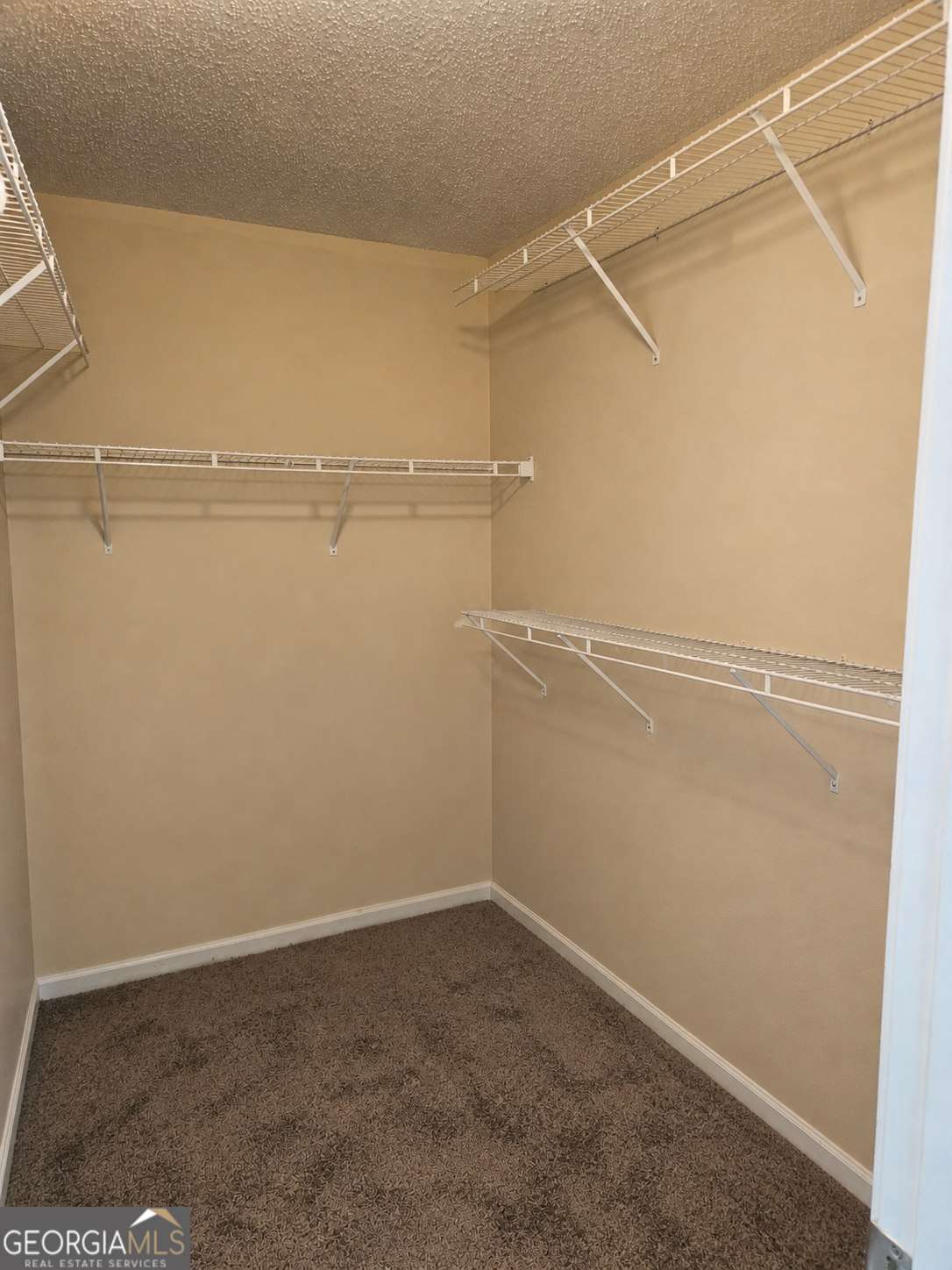 6978 Foxmoor Way Property Photo 20