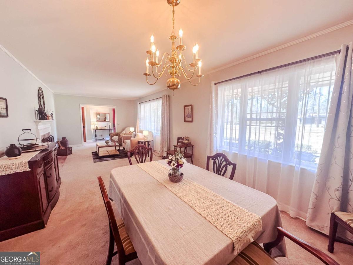1002 Darby Circle Property Photo 6
