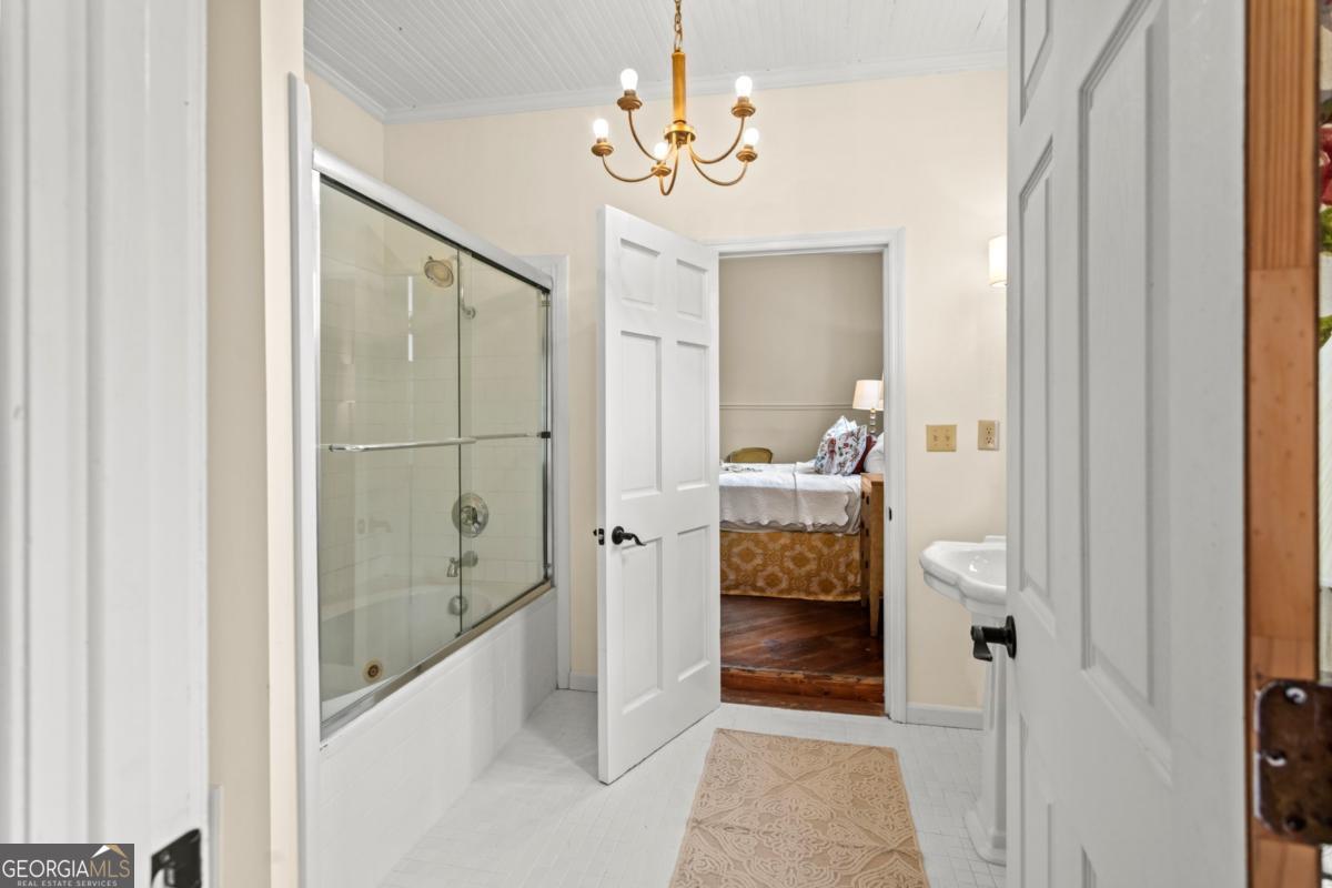 427 Harvey Street Property Photo 18