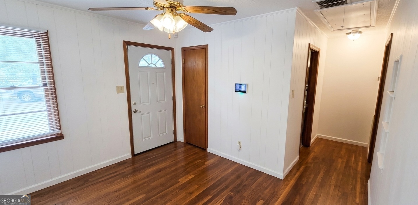 389 Collins Road Property Photo 18
