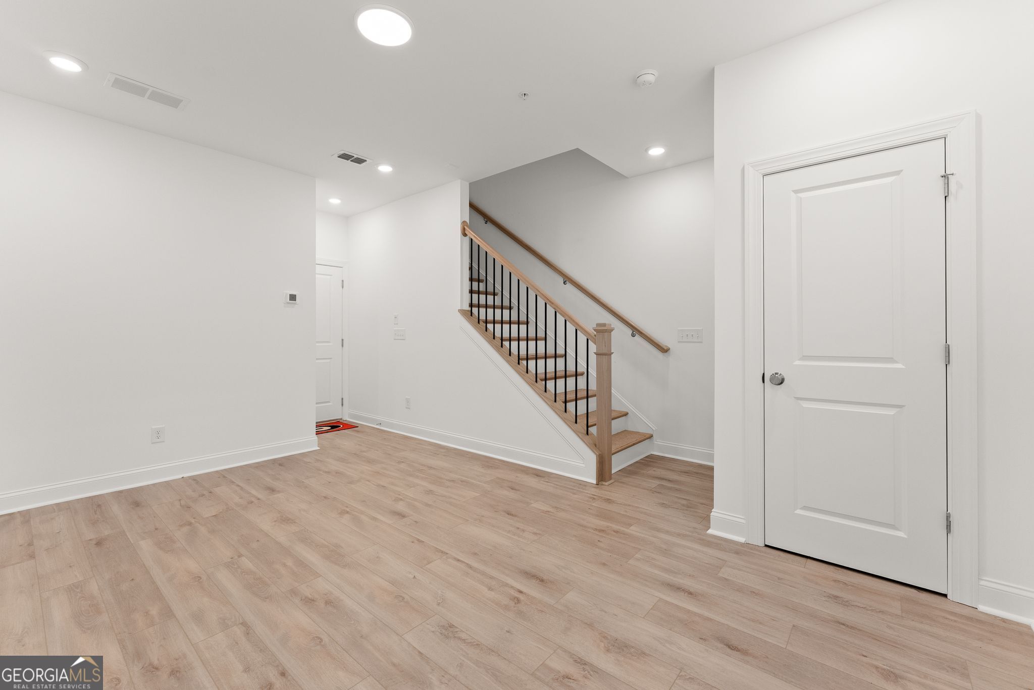 320 Olmstead Way Property Photo 33