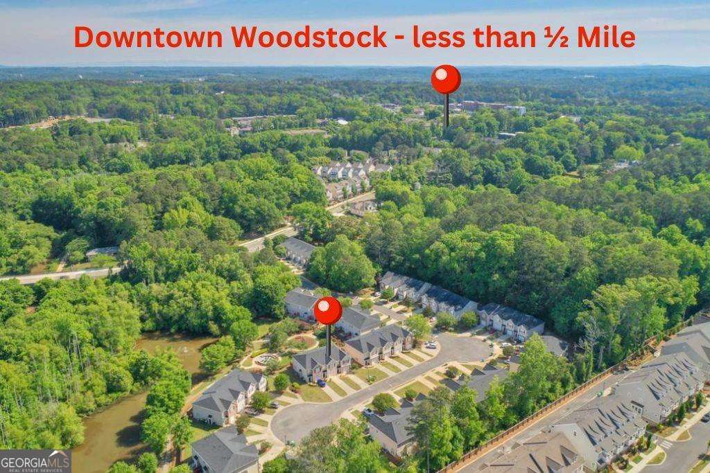 128 Creekwood Drive Property Photo 2