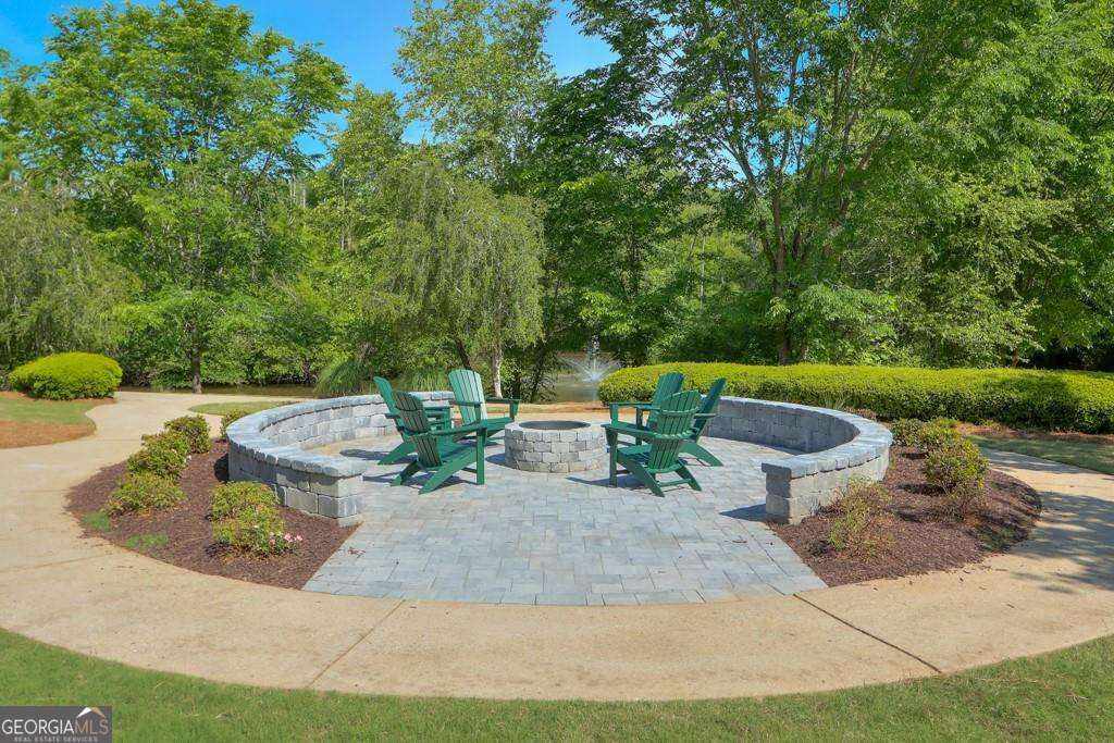 128 Creekwood Drive Property Photo 33