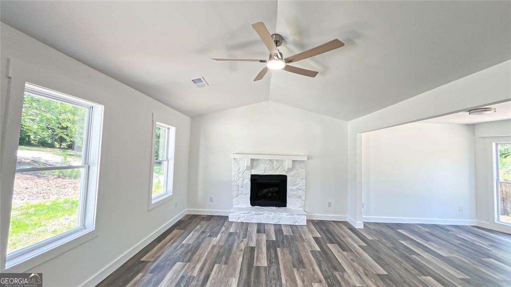 4084 Dollar Circle Property Photo 9