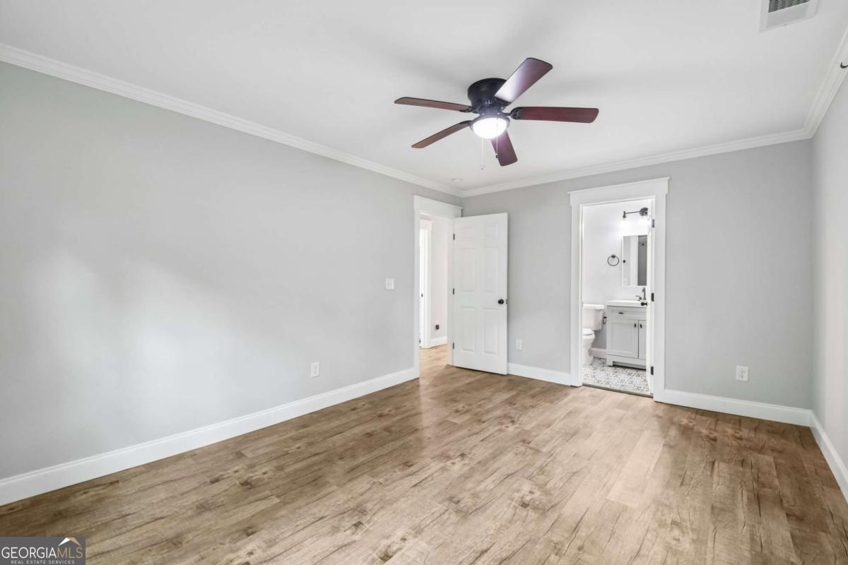 5751 Lisa Lane Property Photo 10