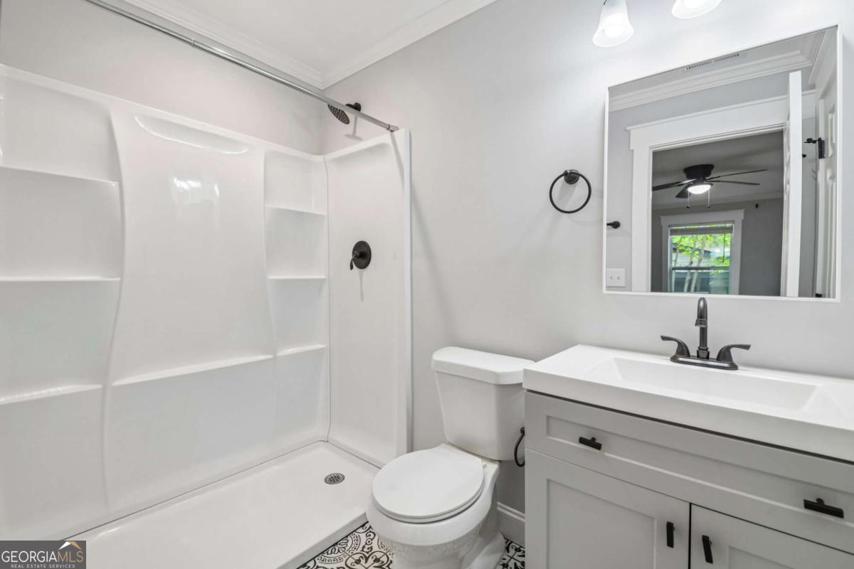5751 Lisa Lane Property Photo 12