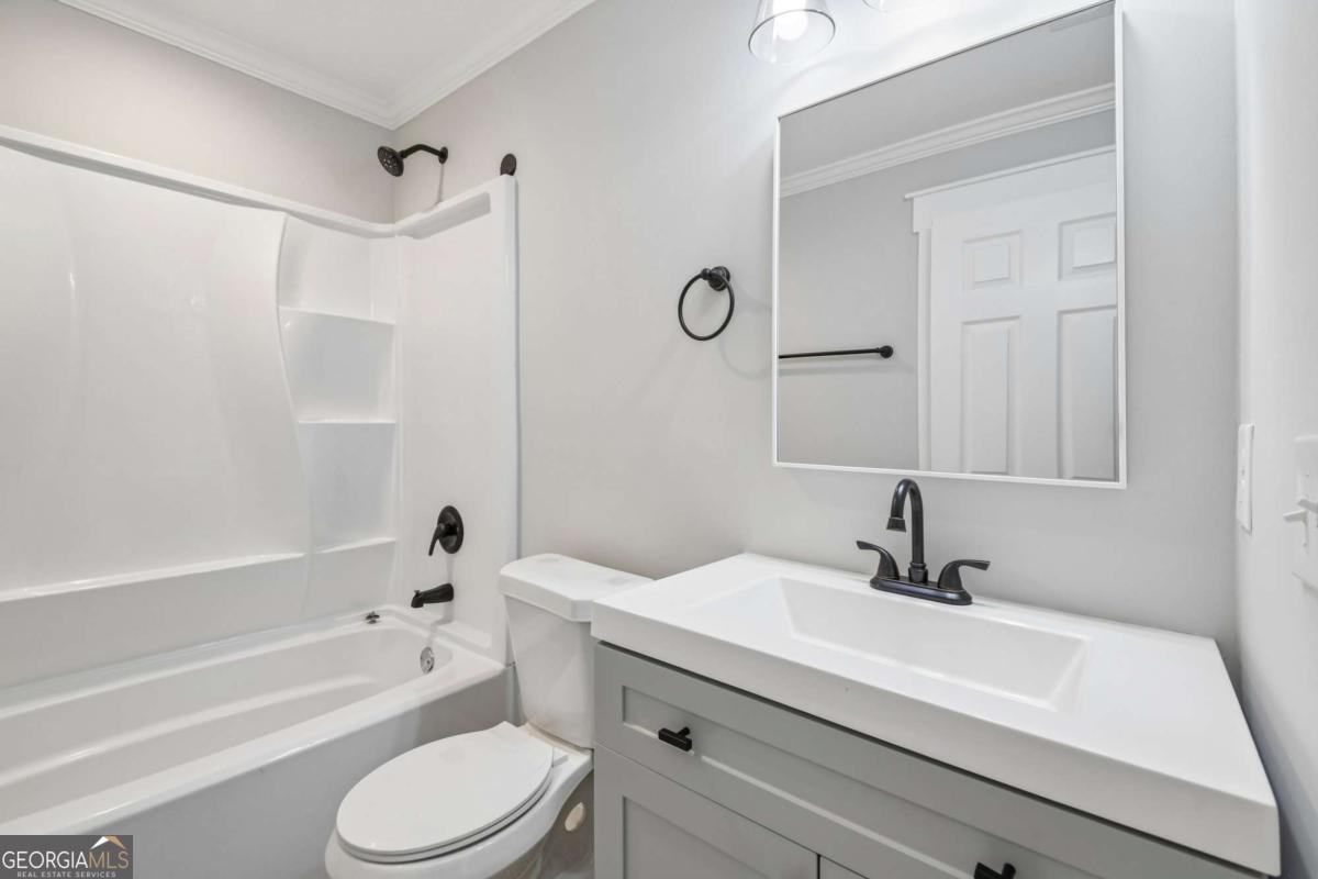 5751 Lisa Lane Property Photo 16