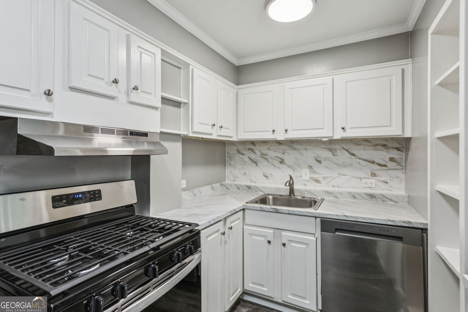 2285 Peachtree Road Ne # 404 Property Photo 5