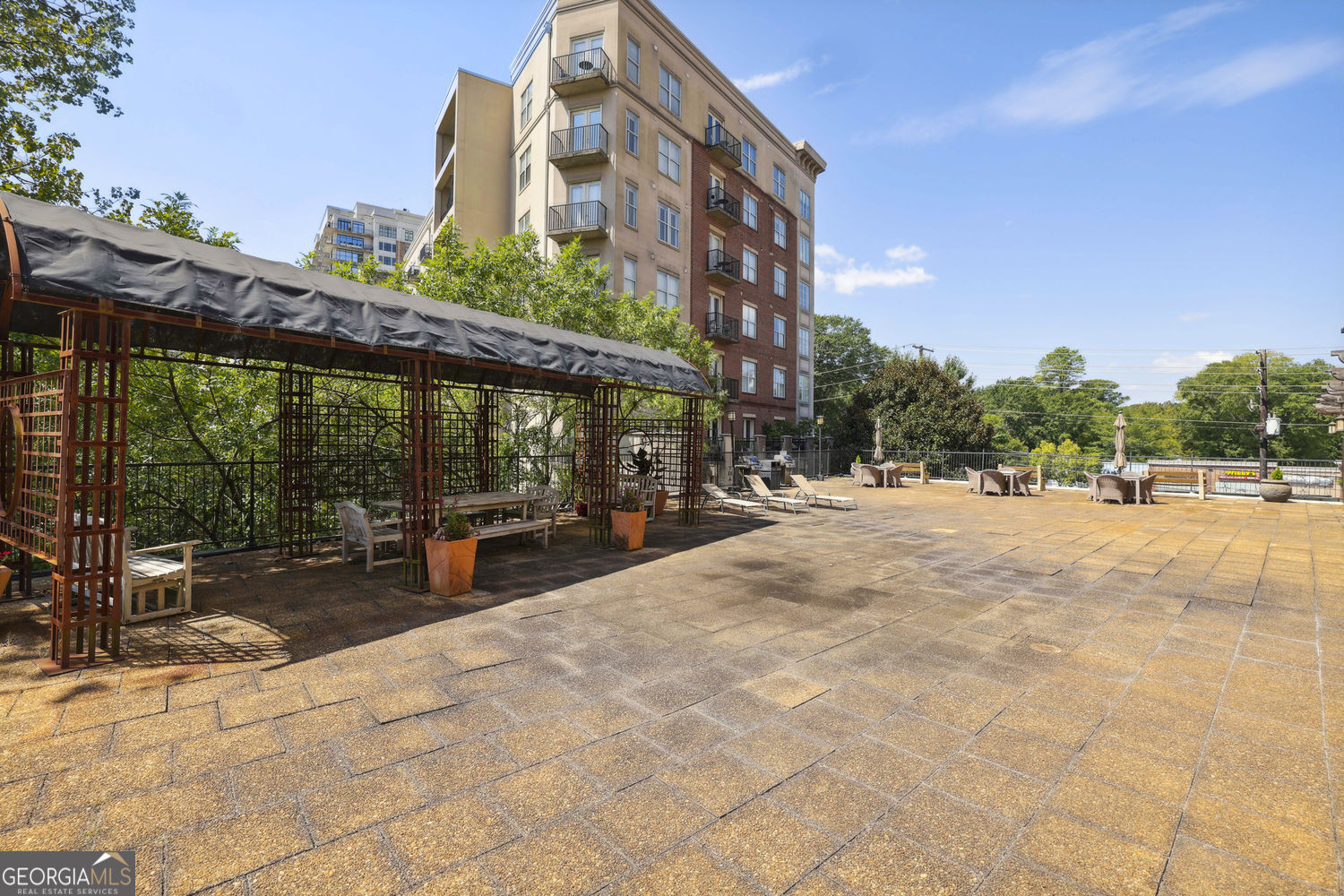 2285 Peachtree Road Ne # 404 Property Photo 9