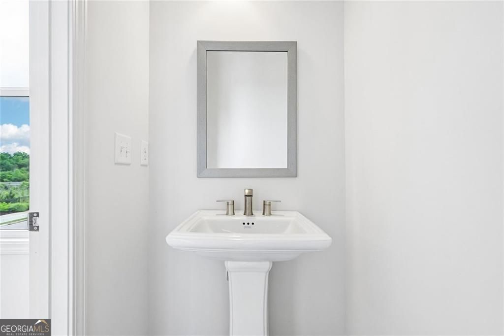 6675 Cortland Walk Property Photo 29