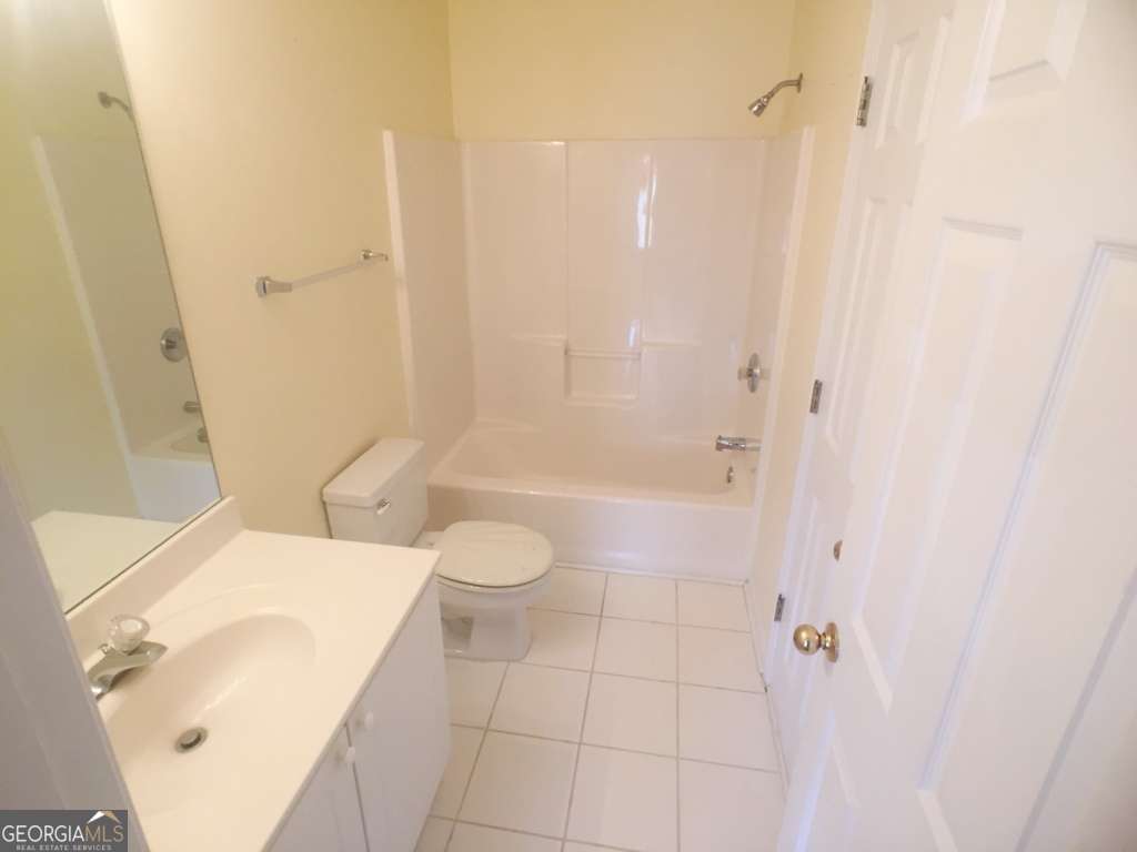 2562 Fairlawn Downs Nw Property Photo 20