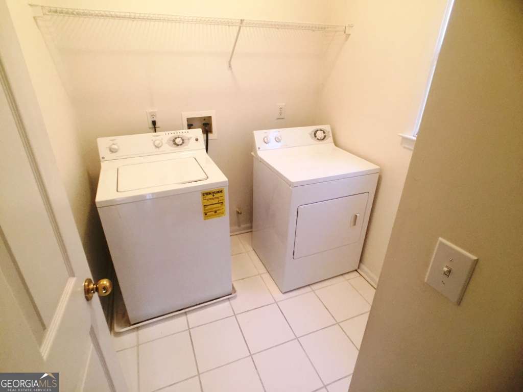2562 Fairlawn Downs Nw Property Photo 21