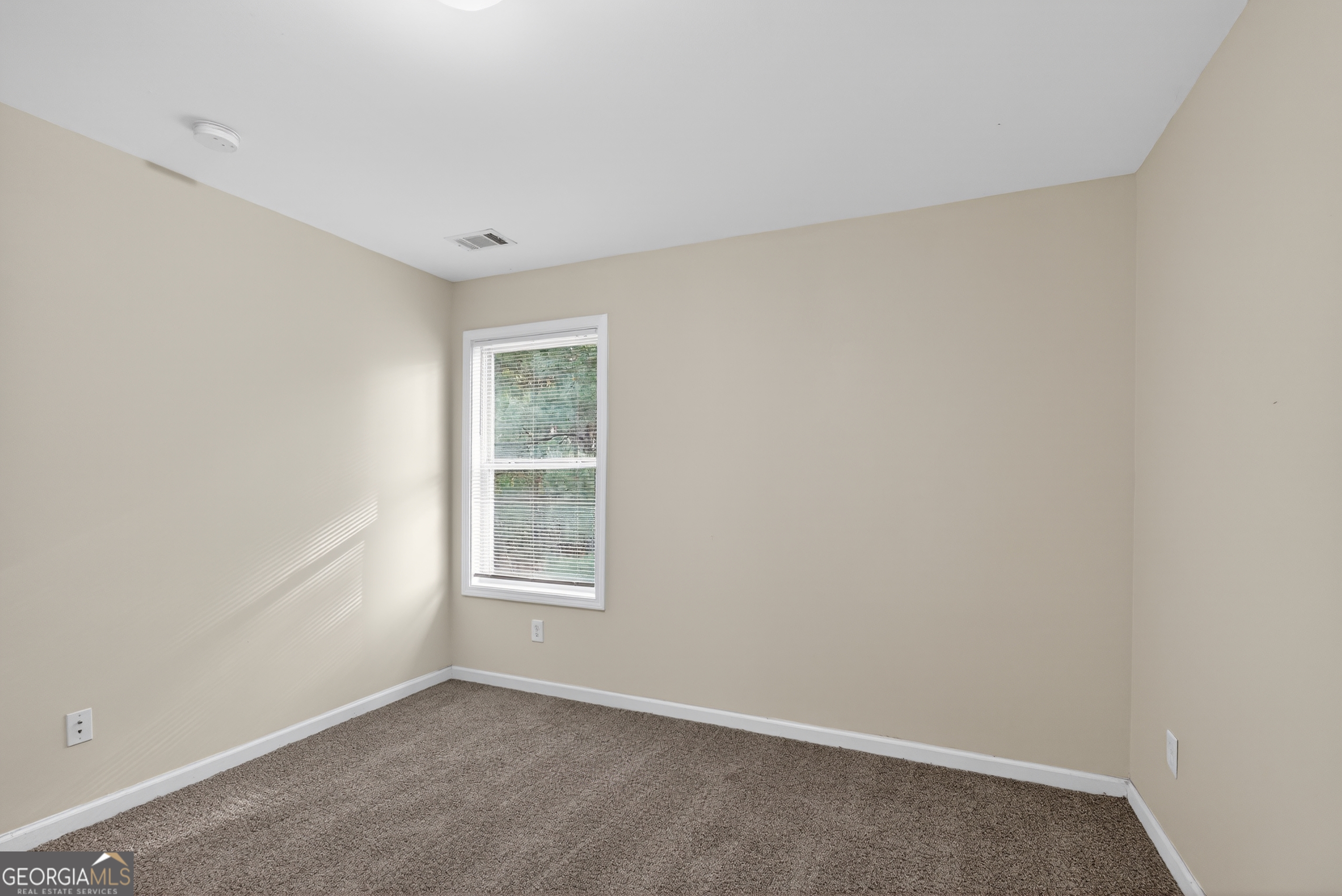 6361 Shadow Square Property Photo 12