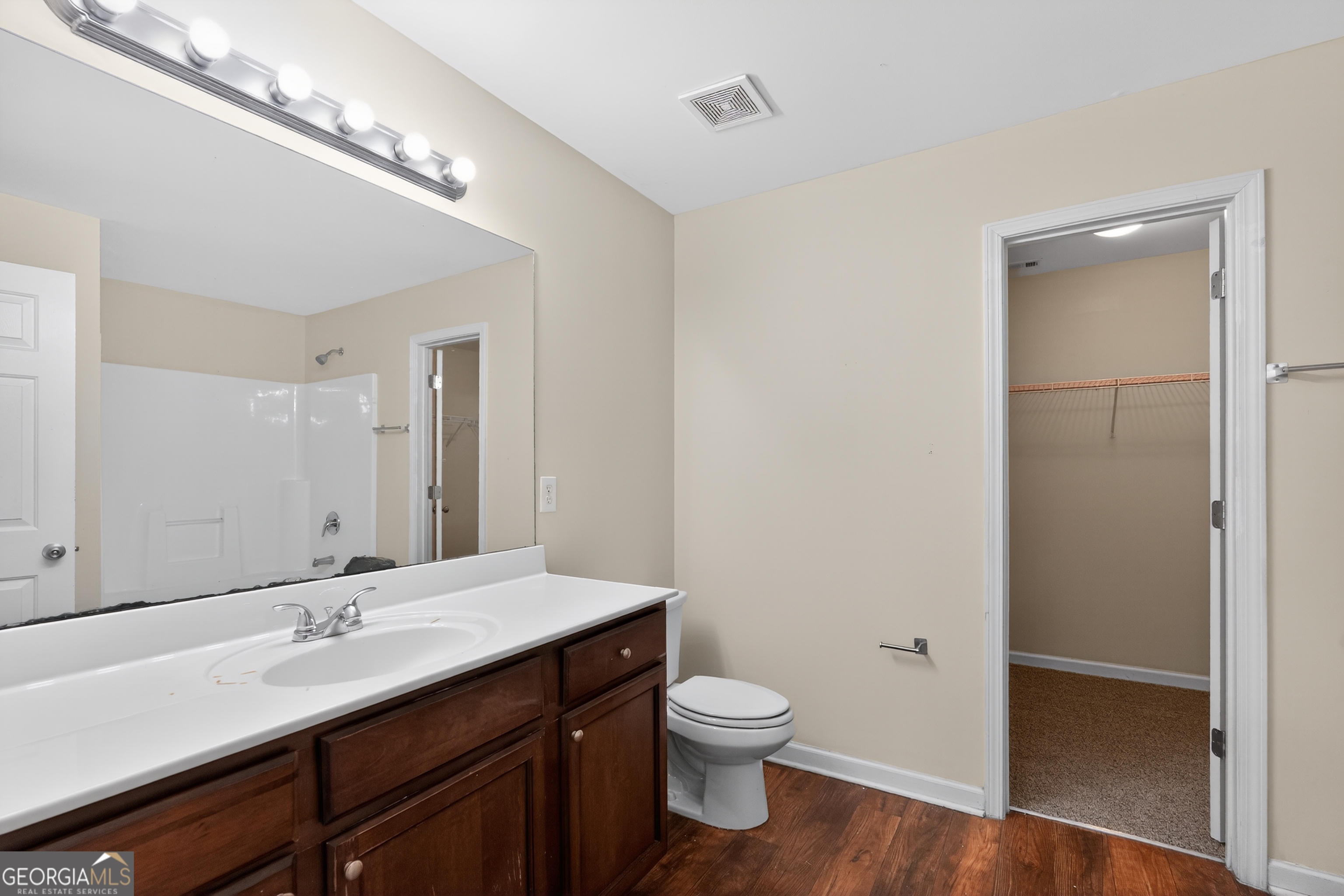 6361 Shadow Square Property Photo 29