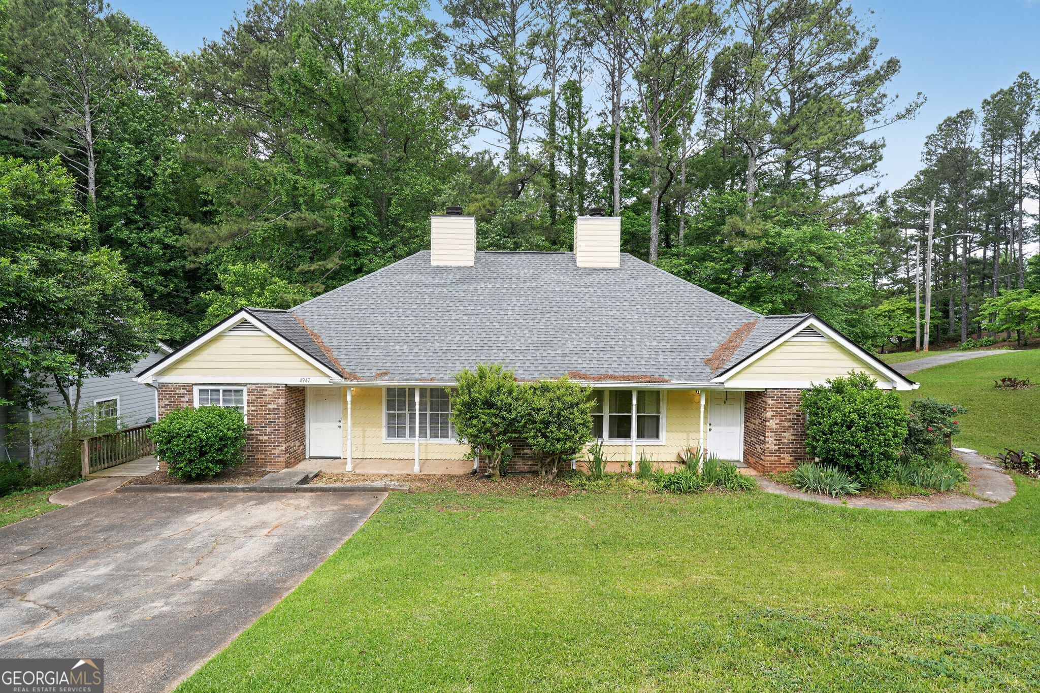 4947 Farmstead Court Ne Property Photo 1