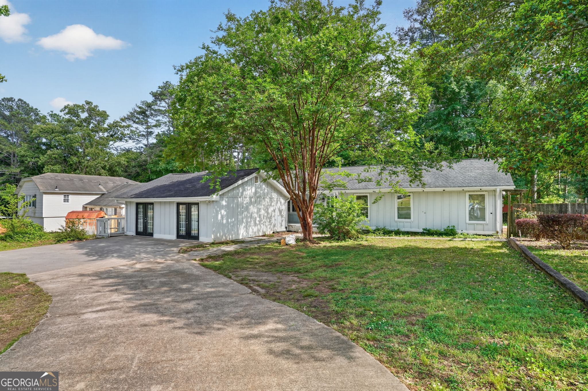 3285 Old Salem Road Se Property Photo 1