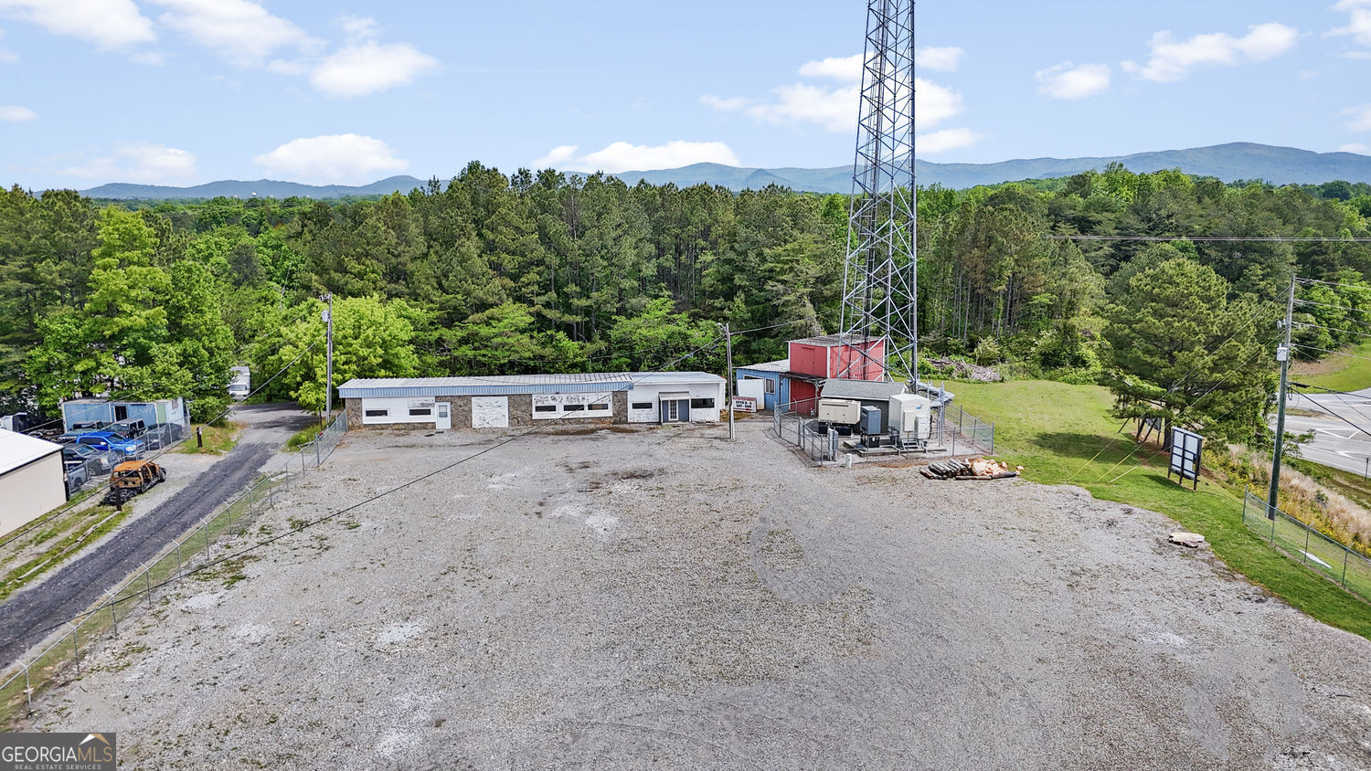 24 Flea Market Road Property Photo 3