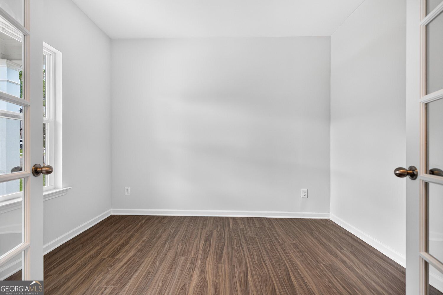 8049 Haven Springs Trace Property Photo 3