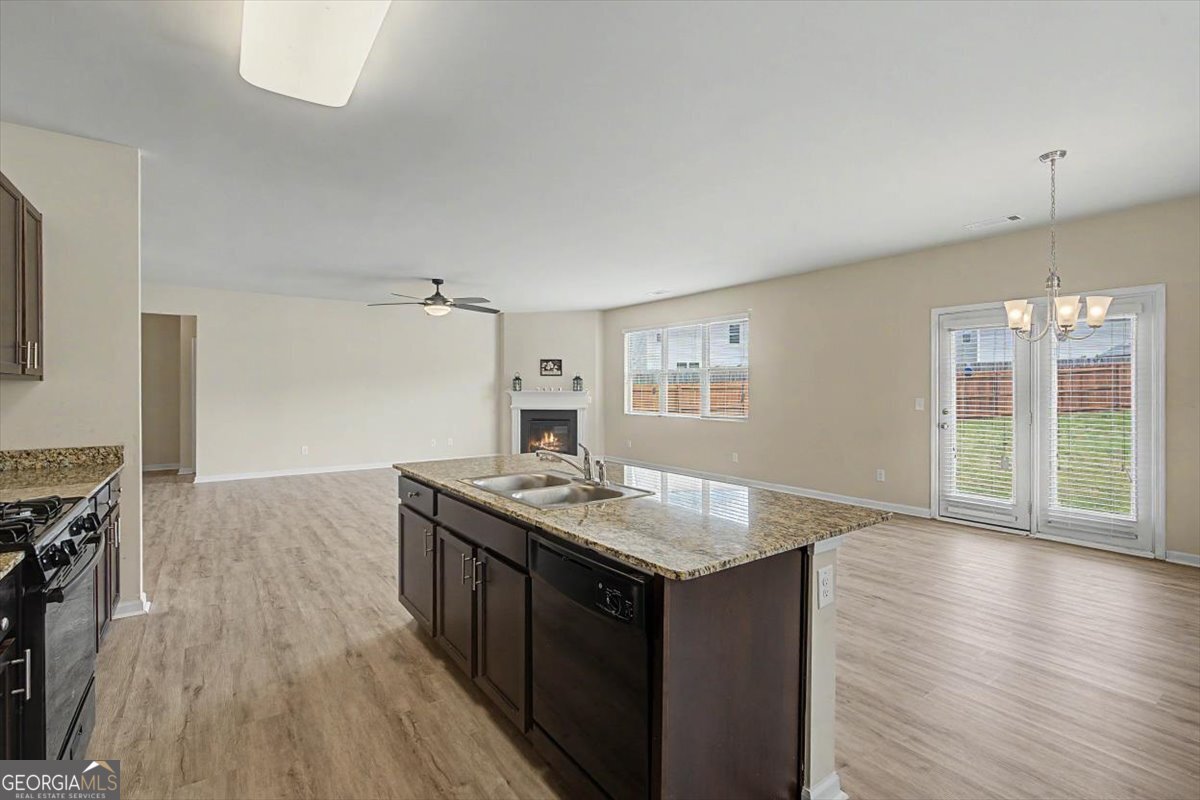 240 Shaker Hollow Drive Property Photo 15