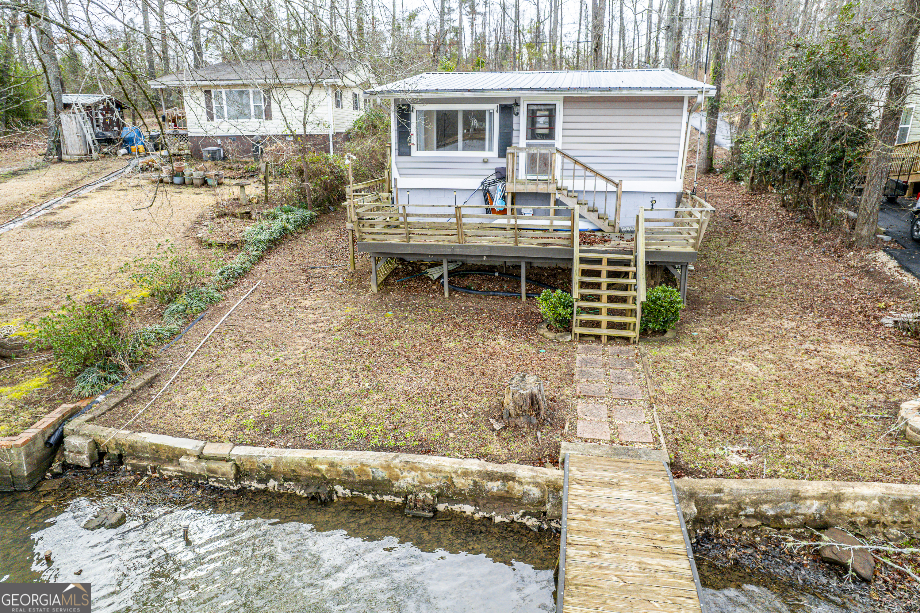 126 Elizabeth Circle Property Photo 2