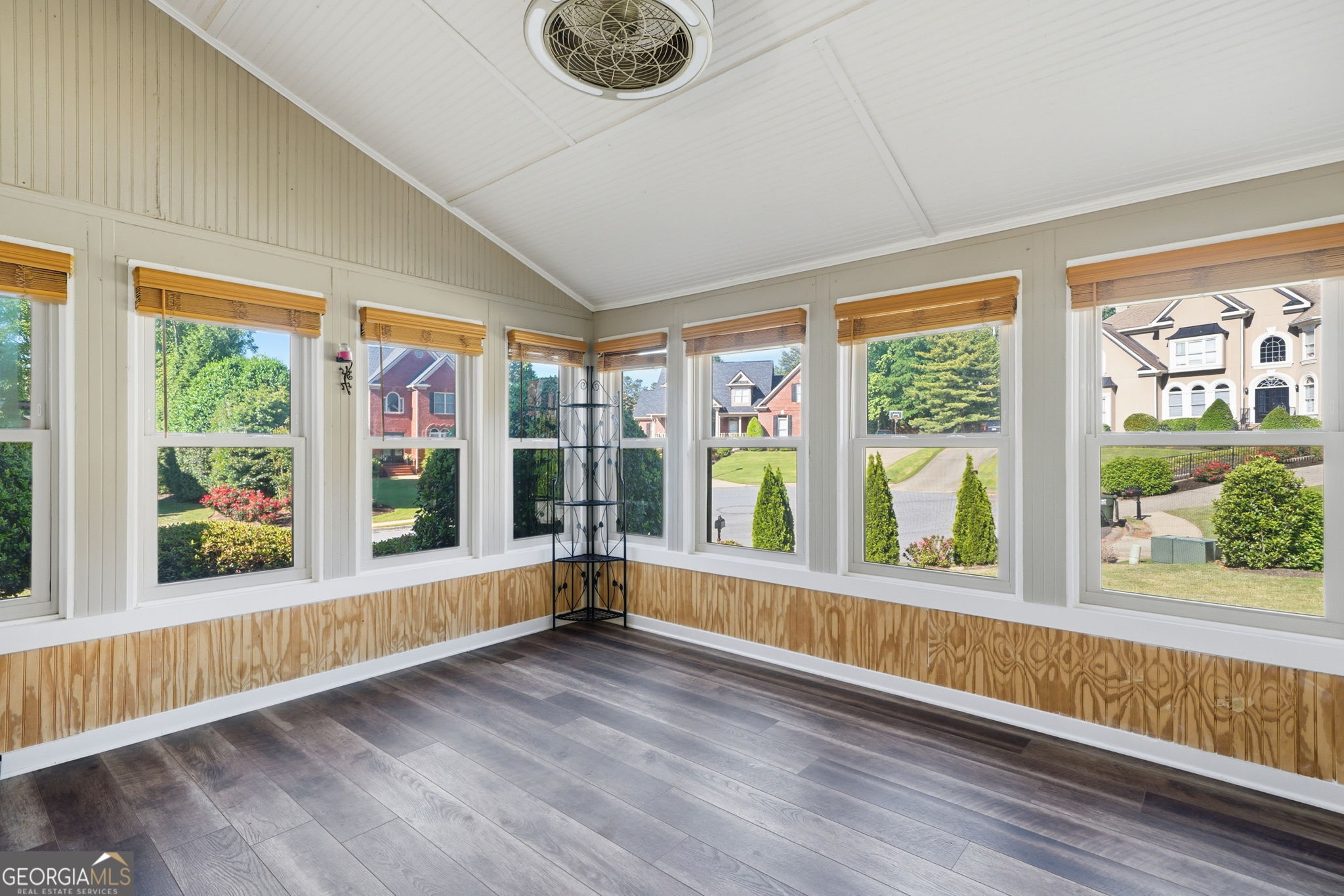 1105 Dapplefawn Court Property Photo 22
