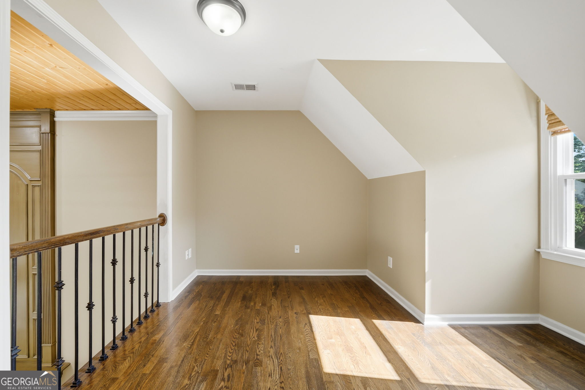 1105 Dapplefawn Court Property Photo 33