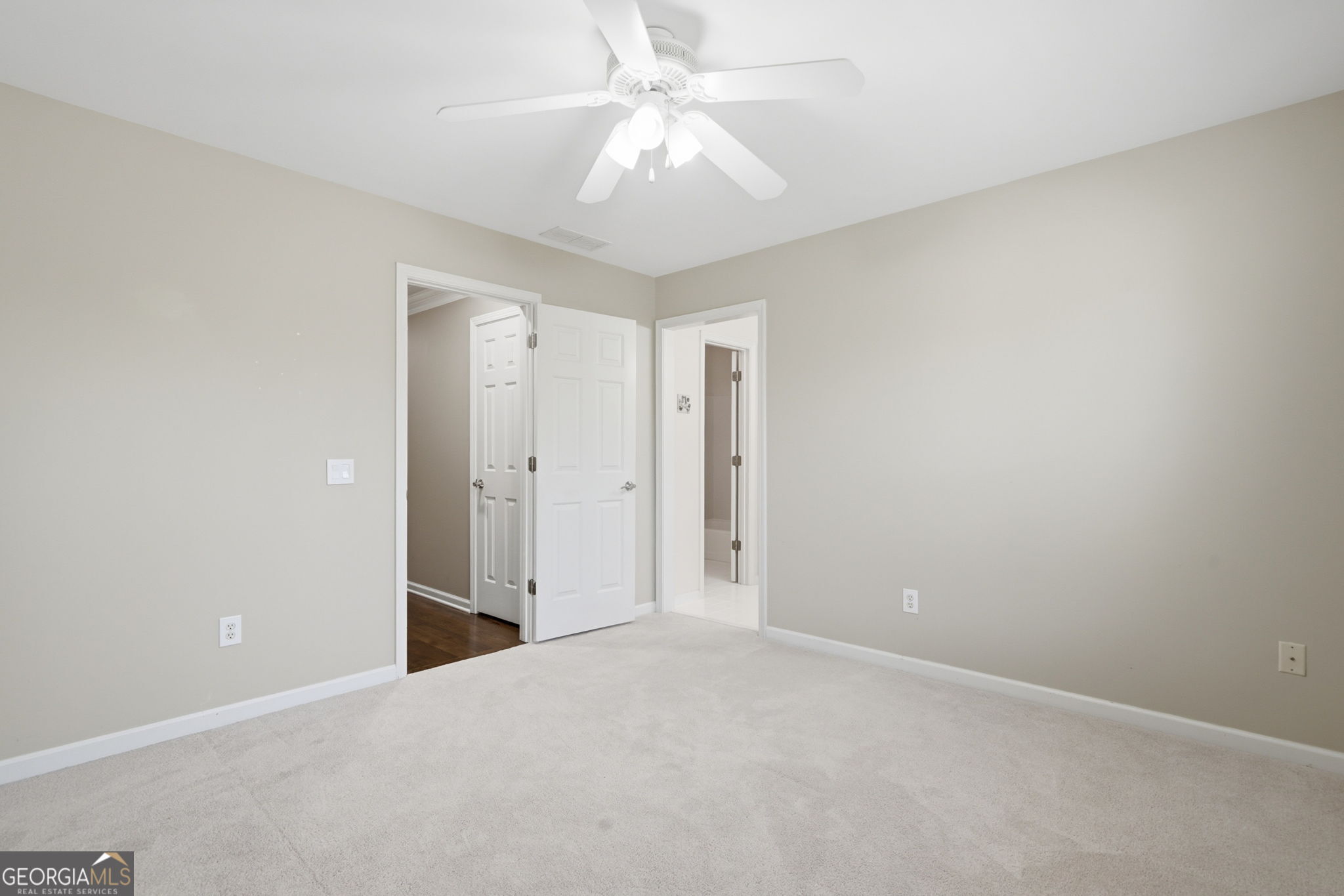 1105 Dapplefawn Court Property Photo 34