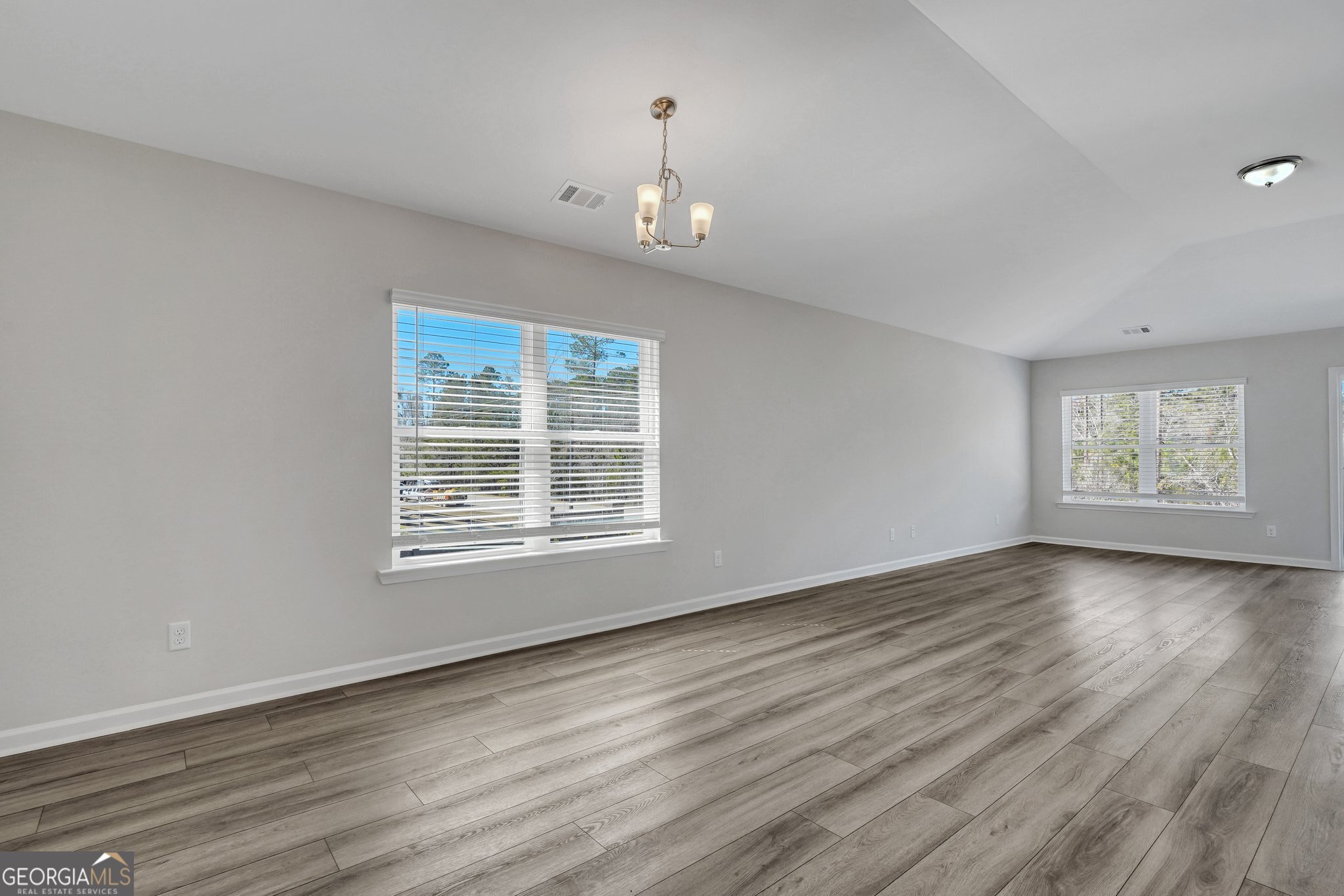120 Lakeview Pines Way Property Photo 5