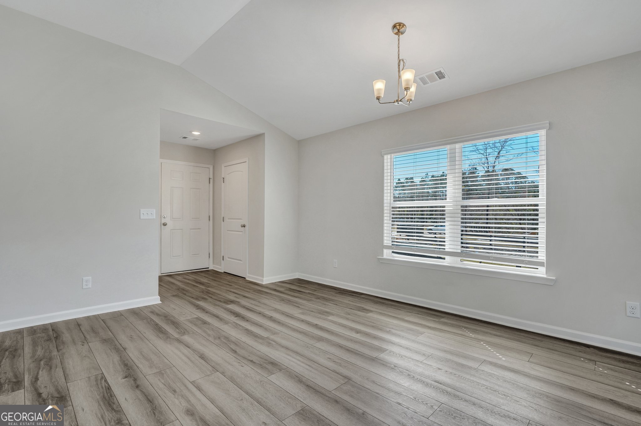120 Lakeview Pines Way Property Photo 6