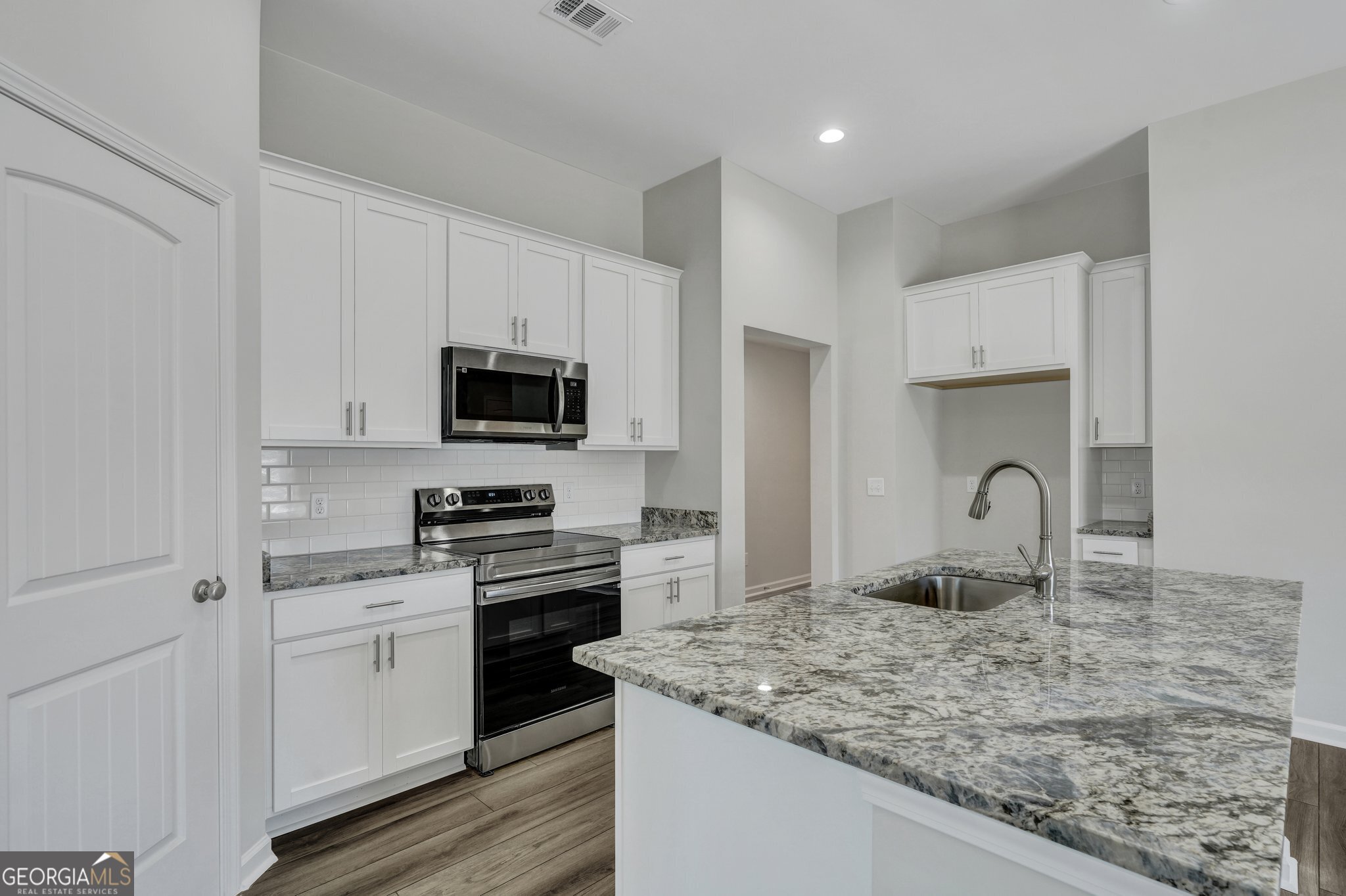 120 Lakeview Pines Way Property Photo 12