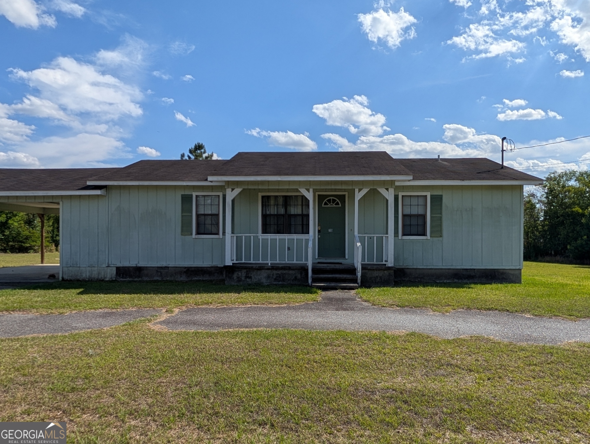 715 Charles Street Property Photo 1