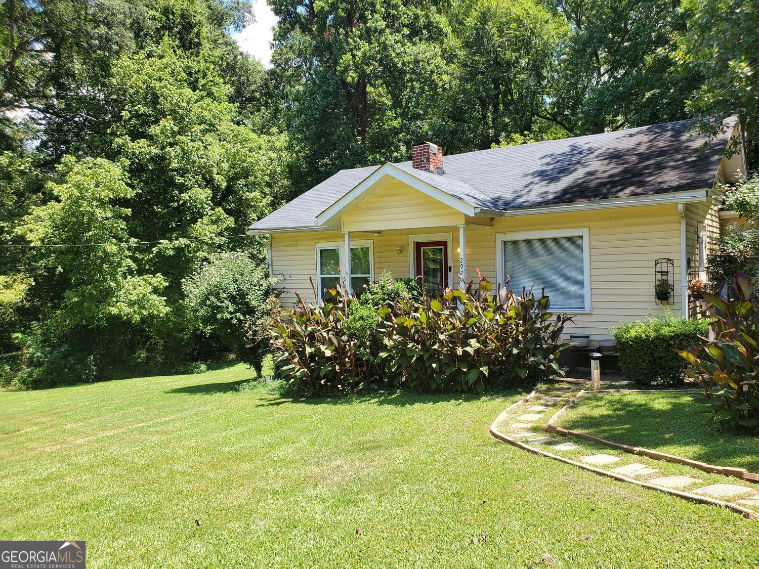 2920 Jonesboro Road Se Property Photo 4