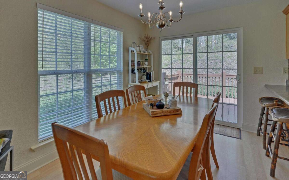 202 Dove Lane Property Photo 7
