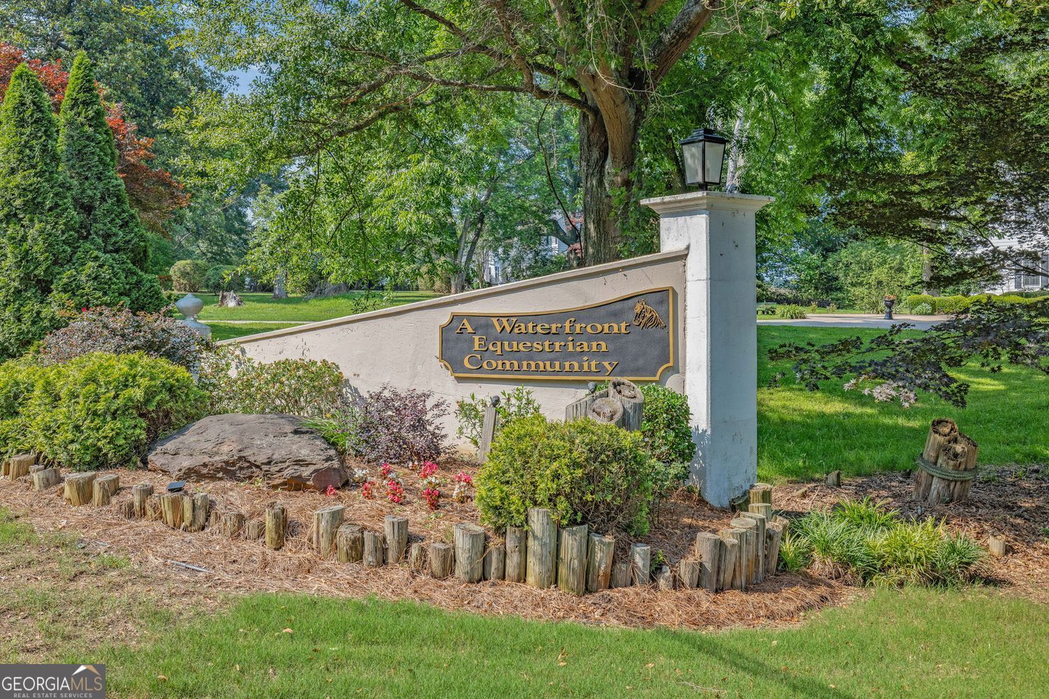 8575 Anchor On Lanier Court Property Photo 6
