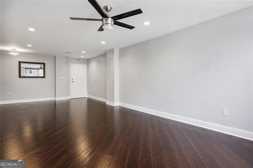 2479 Peachtree Road Ne # 203 Property Photo 2
