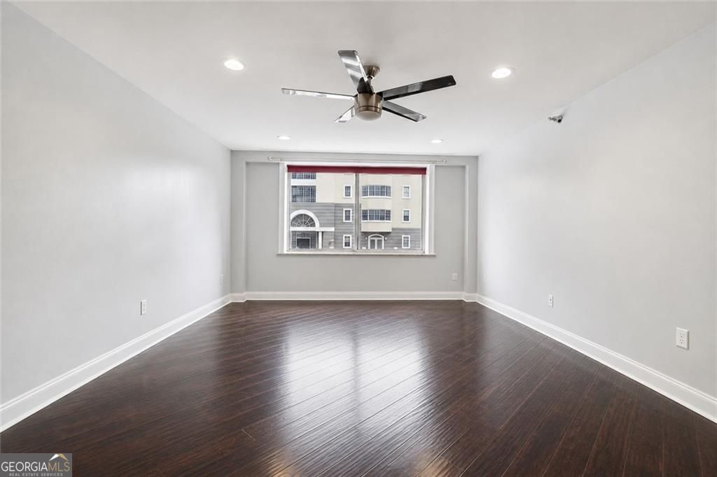 2479 Peachtree Road Ne # 203 Property Photo 3