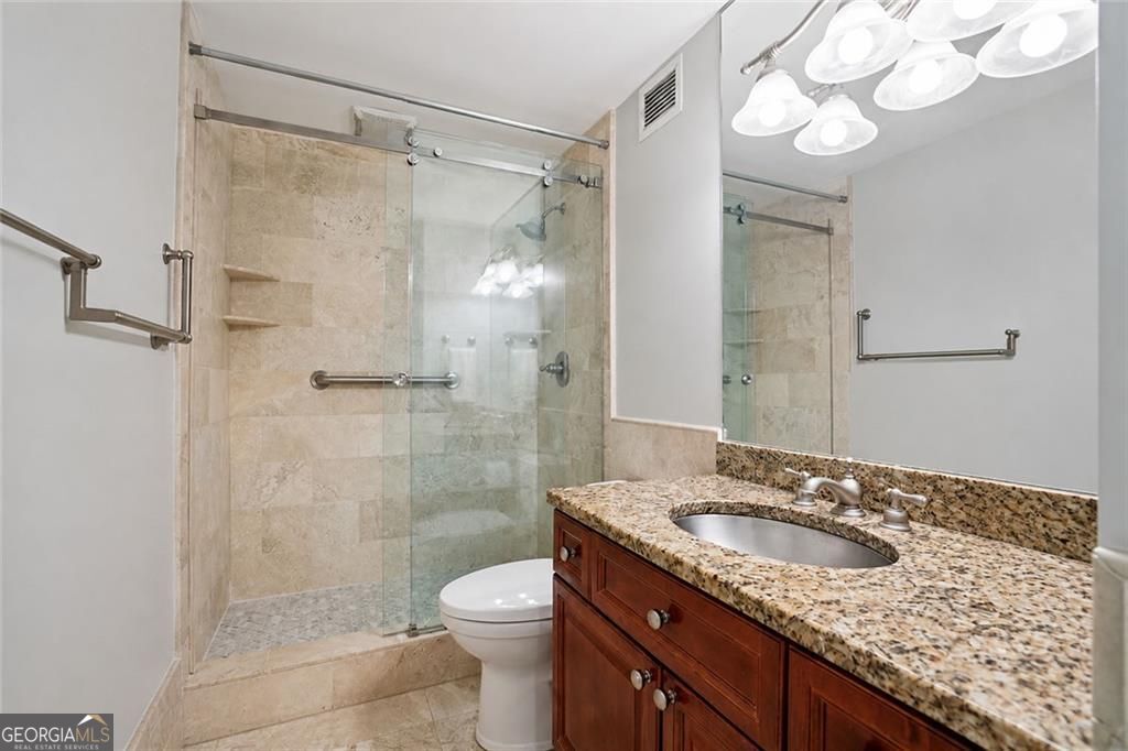 2479 Peachtree Road Ne # 203 Property Photo 8