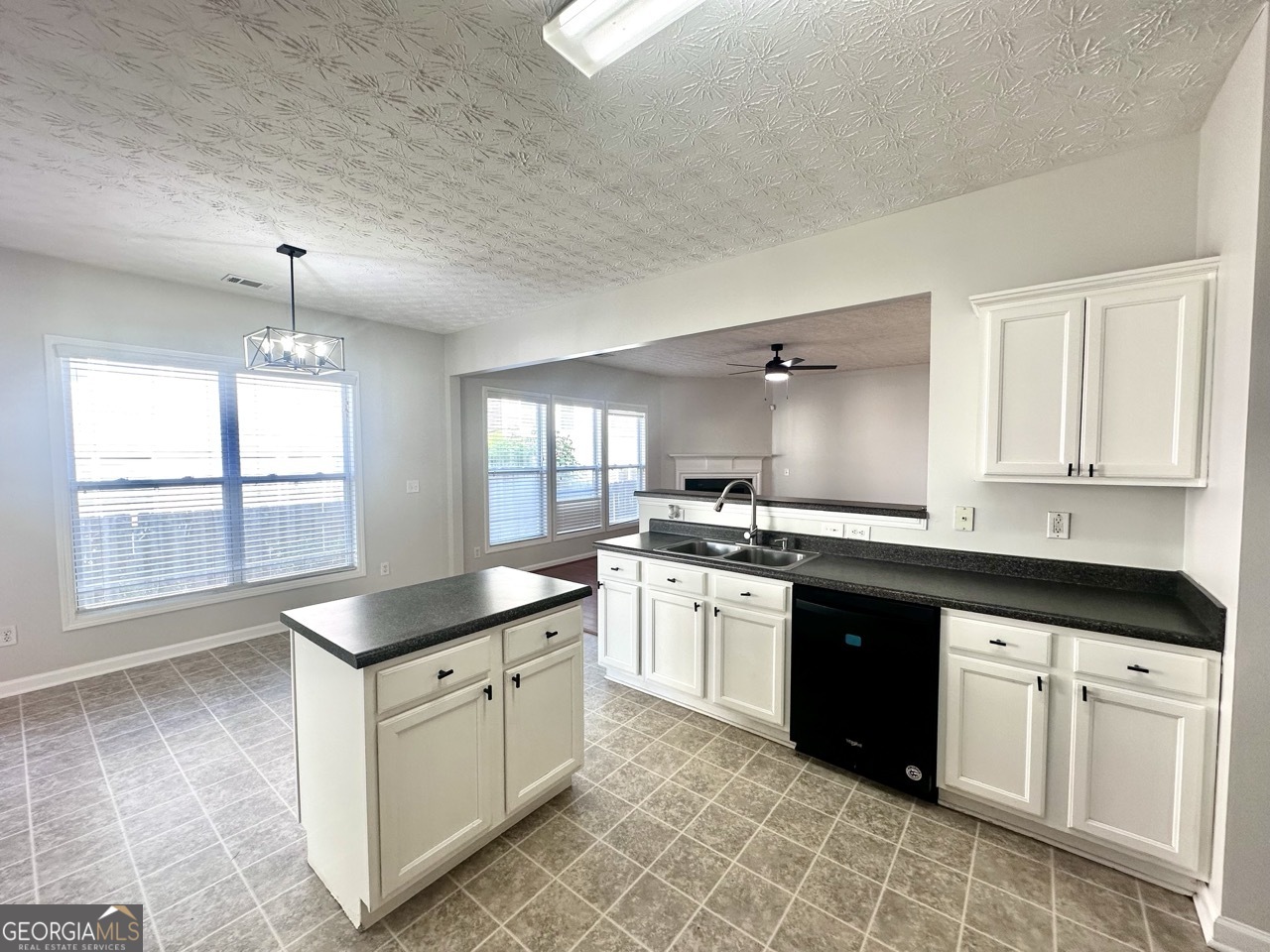 808 Inkberry Road Property Photo 5