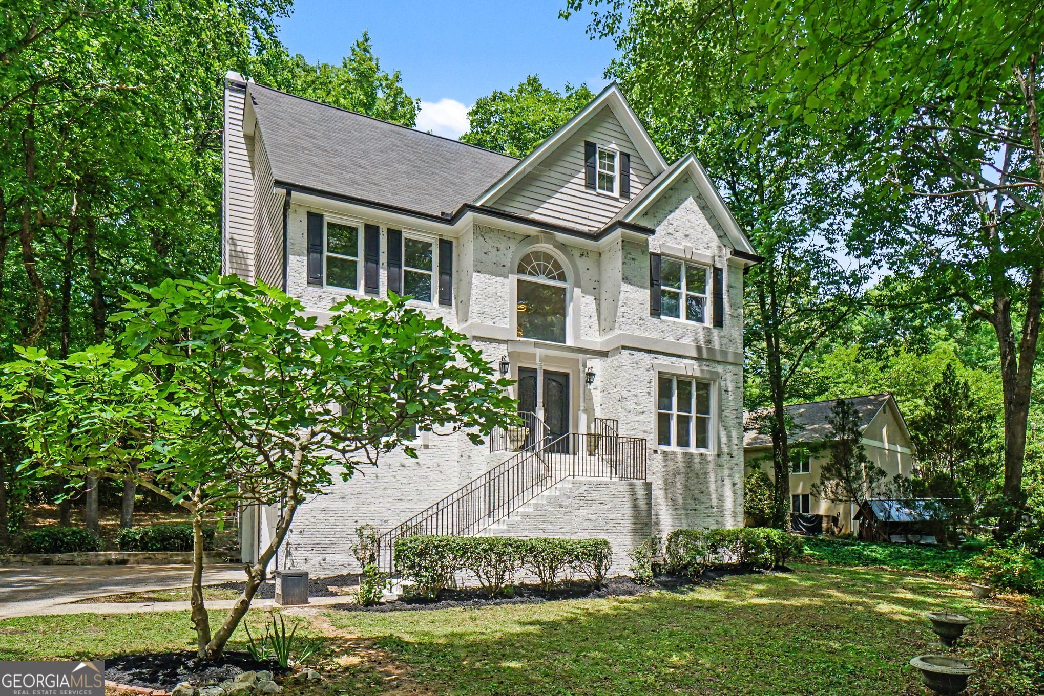 141 Hunting Creek Drive