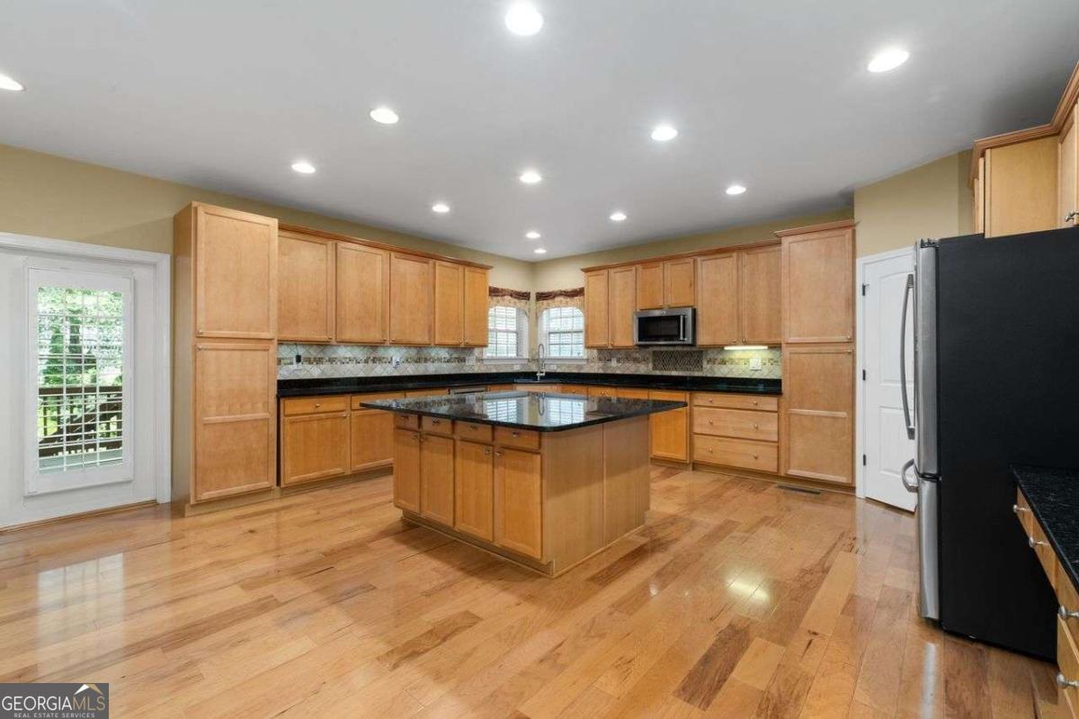 3717 Shady Maple Drive Property Photo 18